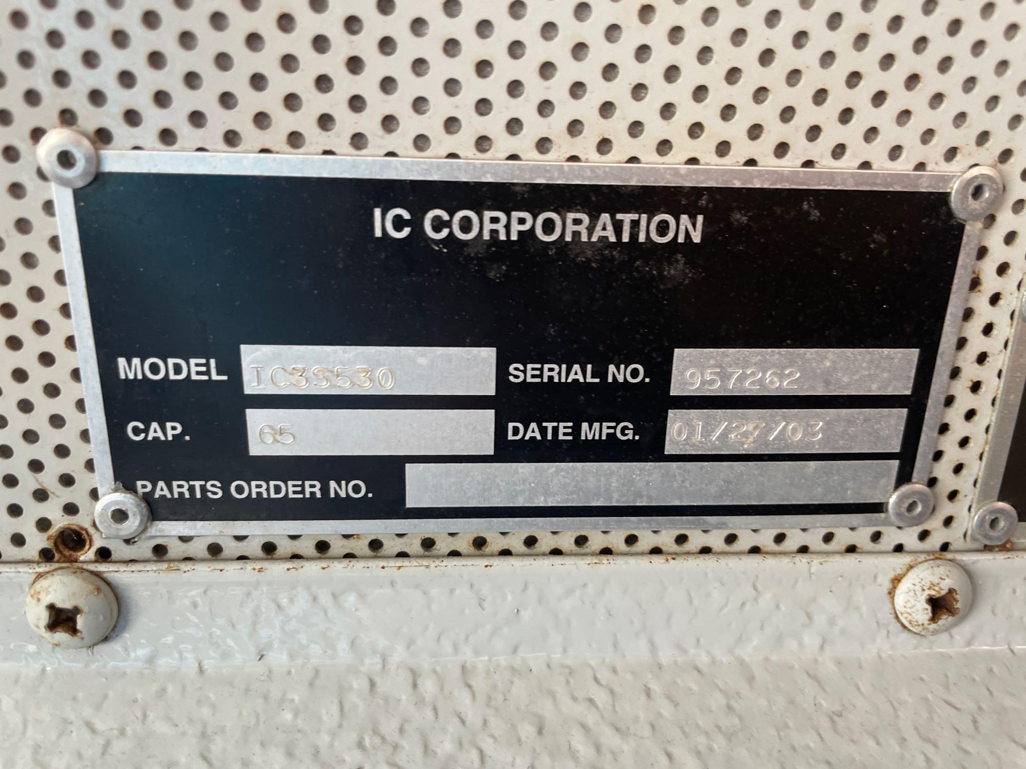 2003 IC Corporation 3000IC 71 Passenger Bus
