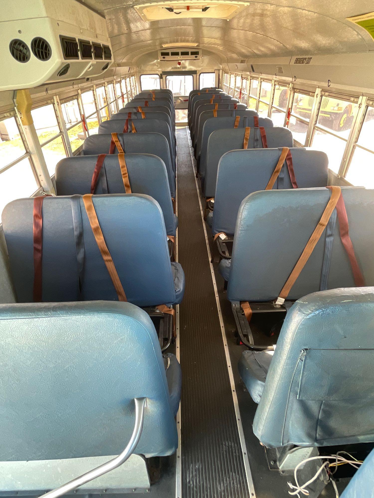 2003 IC Corporation 3000IC 71 Passenger Bus
