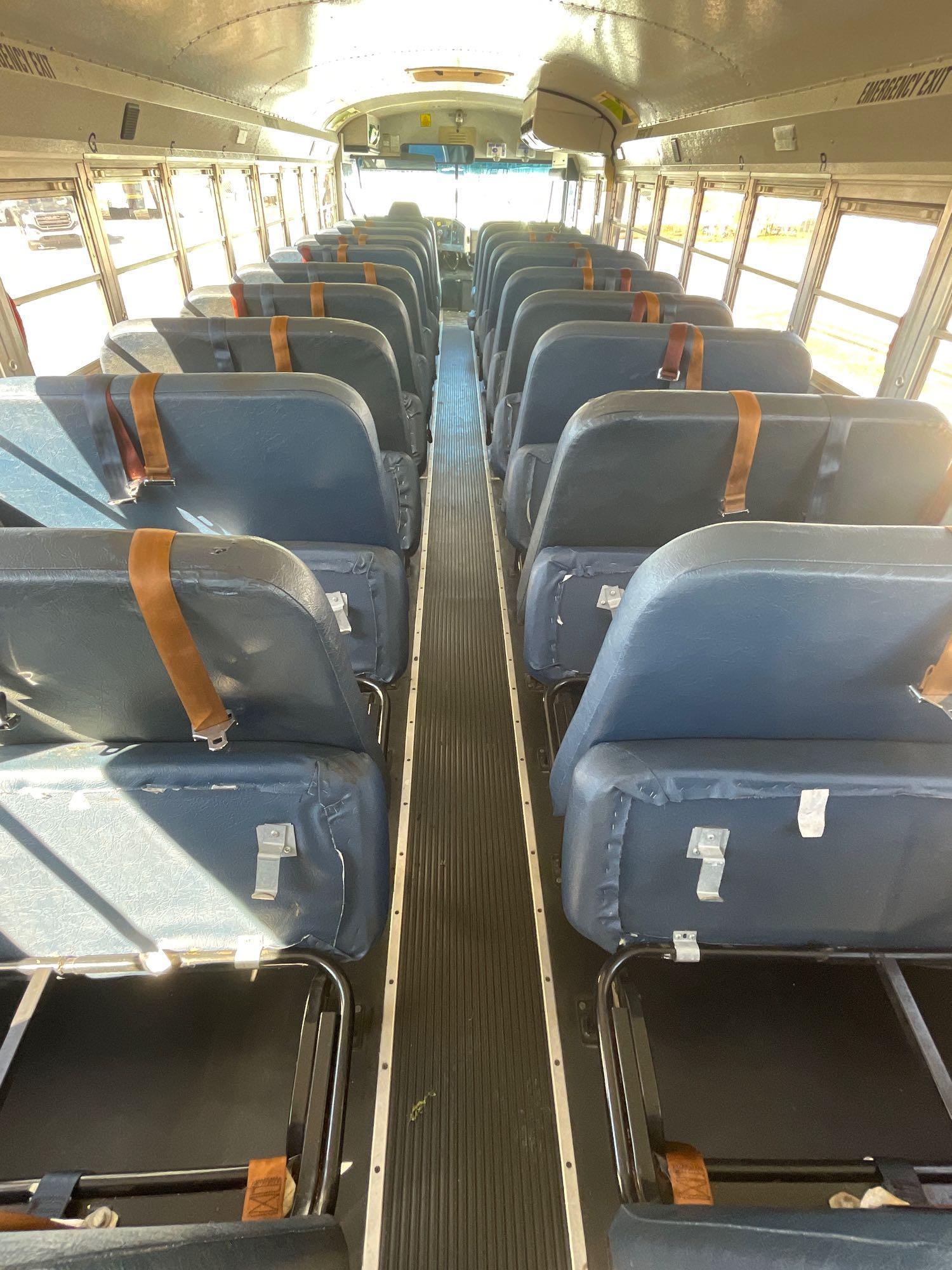 2003 IC Corporation 3000IC 71 Passenger Bus
