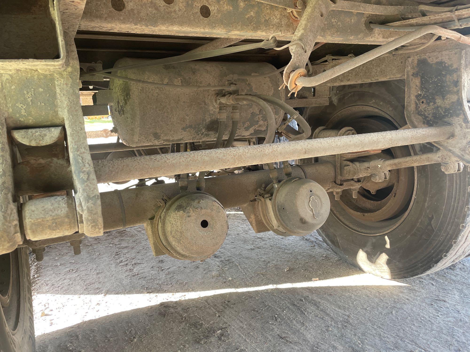 2000 Wabash 53ft T/A Box Van Semi Trailer