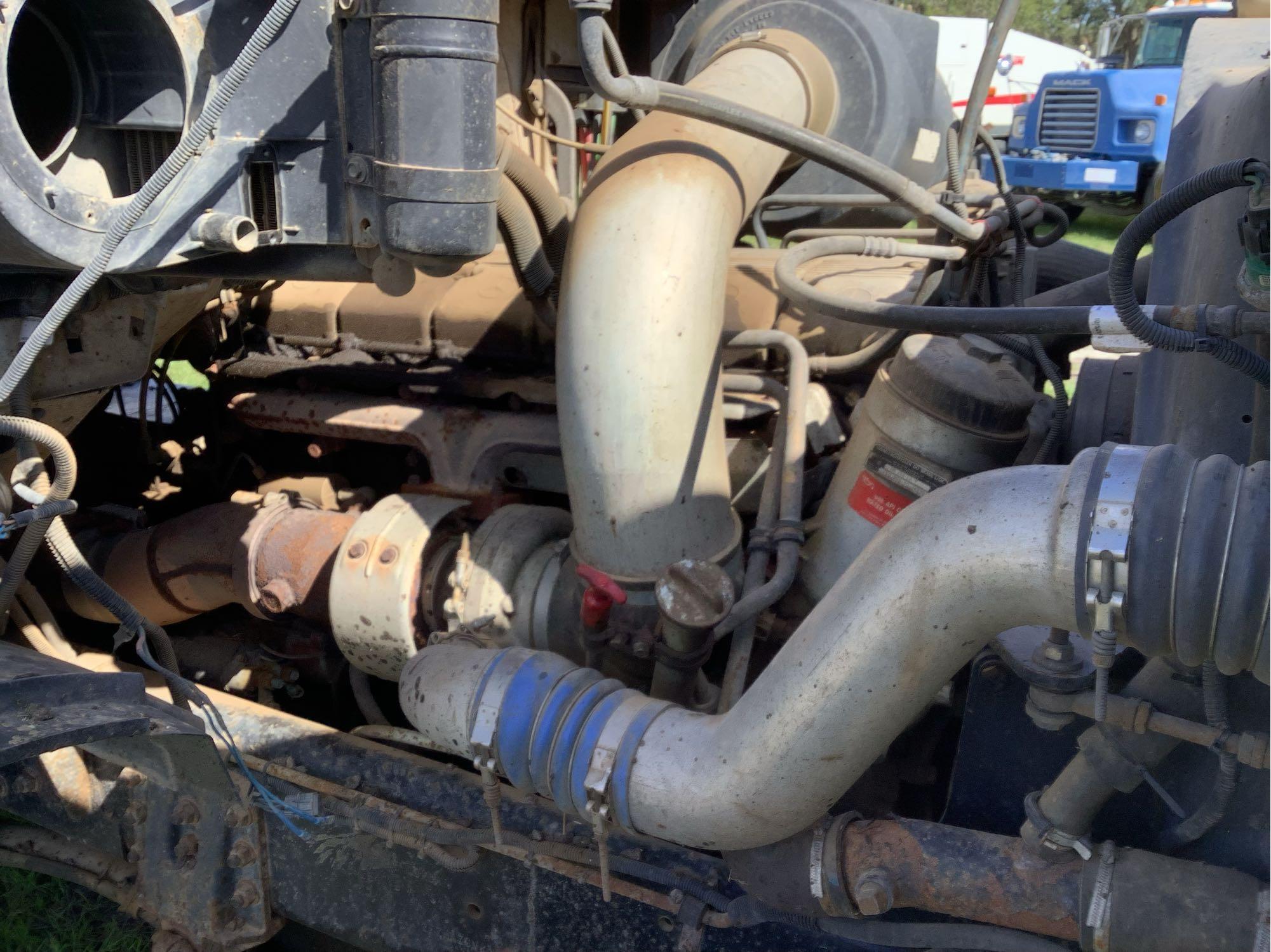 2003 Sterling L9500 Series T/A Dump Truck