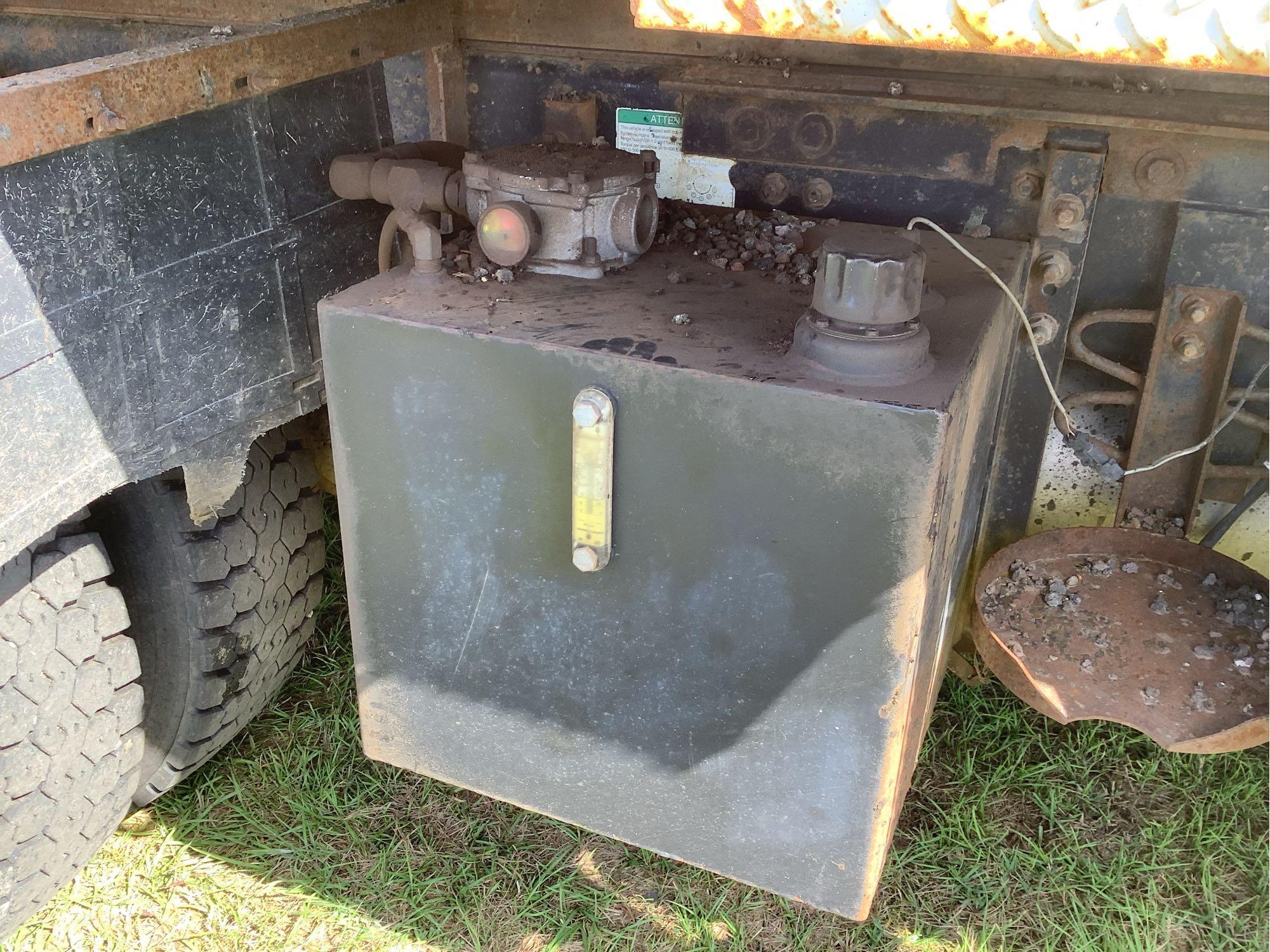 2003 Sterling L9500 Series T/A Dump Truck