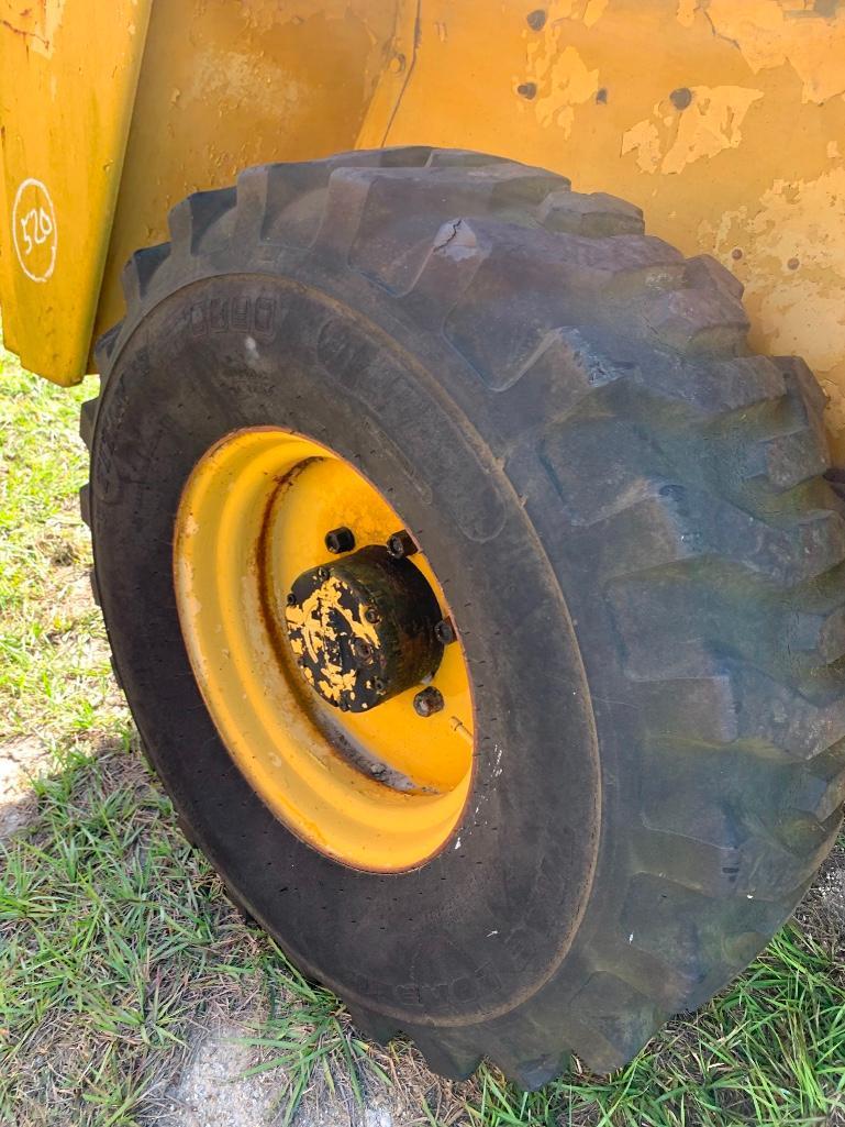 Hyster RT 820 A Rough-Terrain Forklift