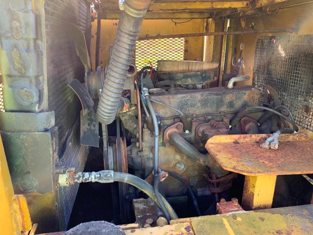 Hyster RT 820 A Rough-Terrain Forklift