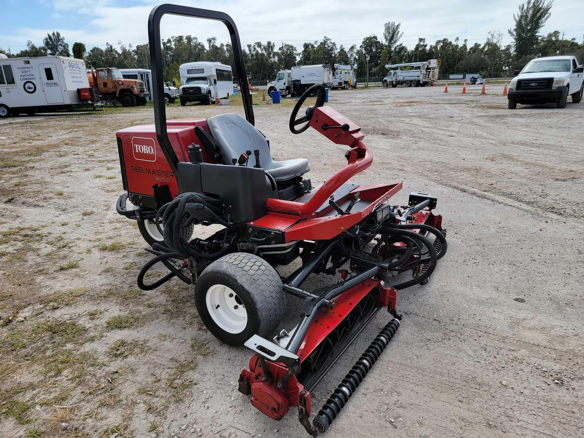 Toro Reelmaster 3100D 3 Deck Reel Mower