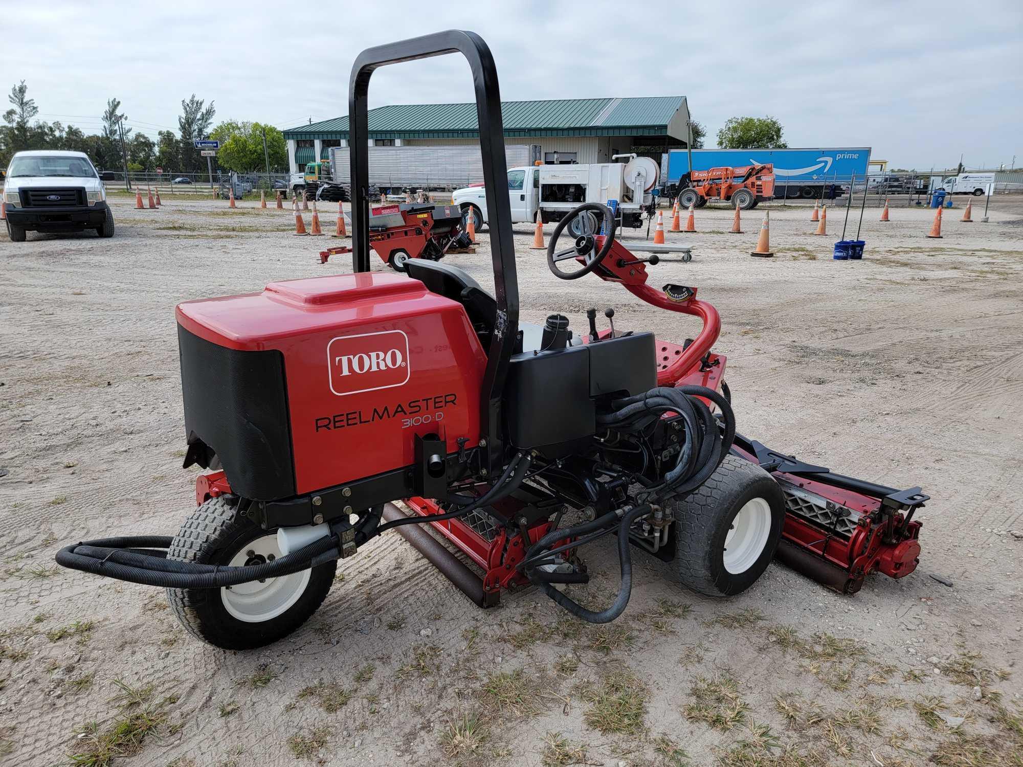Toro Reelmaster 3100D 3 Deck Reel Mower