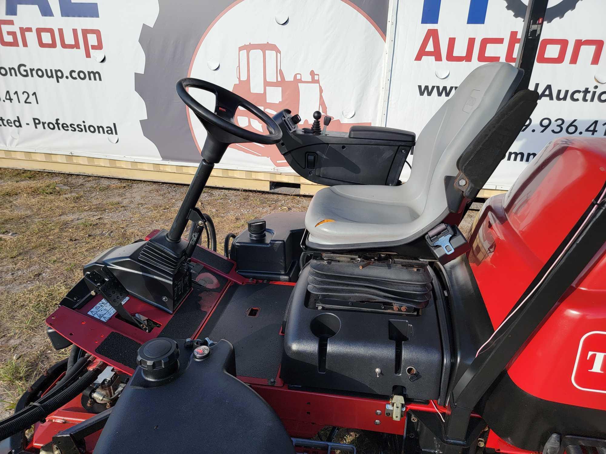 Toro Groundsmaster 4300D Crosstrax AWD 5 Deck Mower