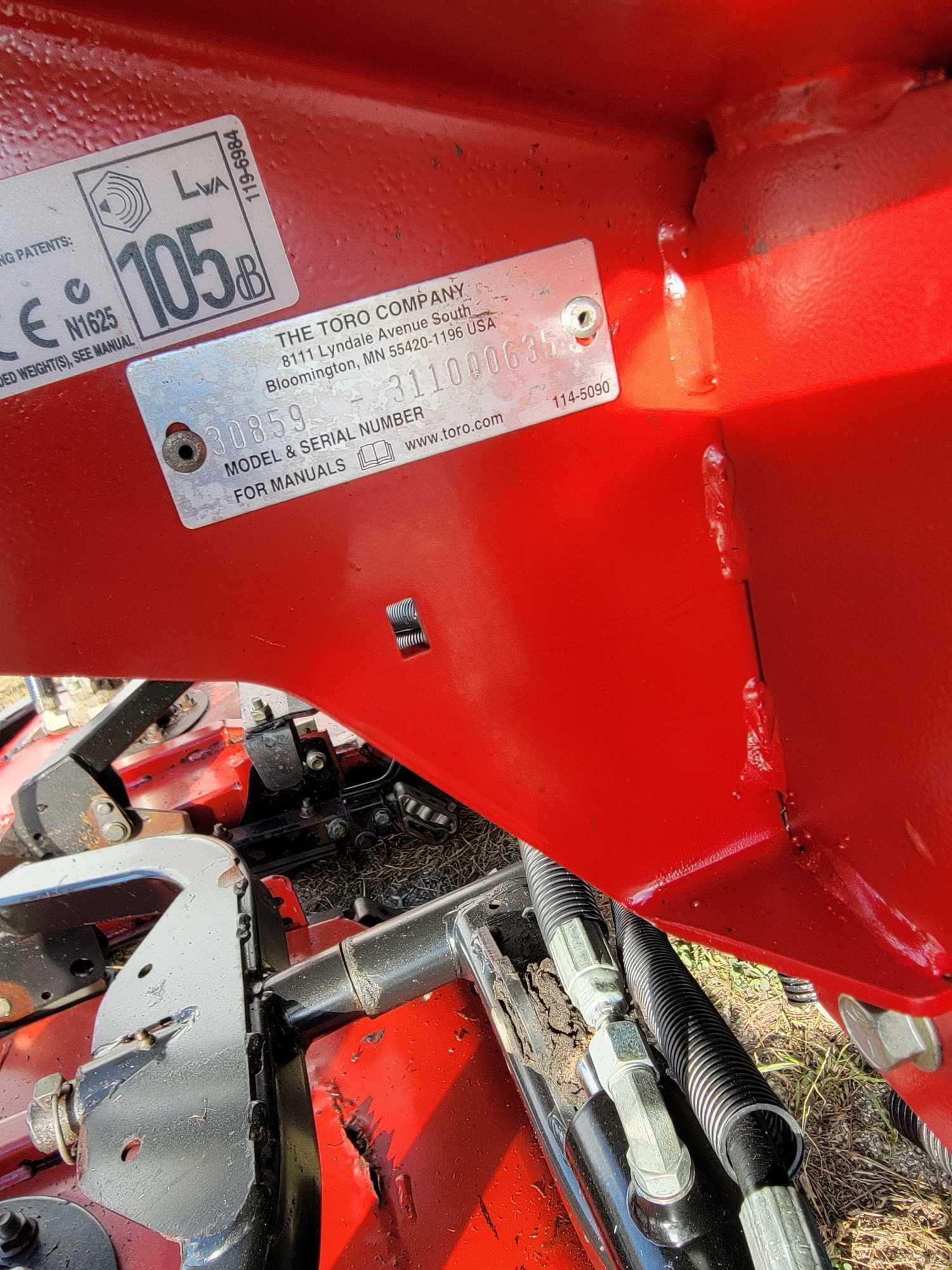 Toro Groundsmaster 4300D Crosstrax AWD 5 Deck Mower