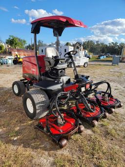 Toro Groundsmaster 4300D Crosstrax AWD 5 Deck Mower
