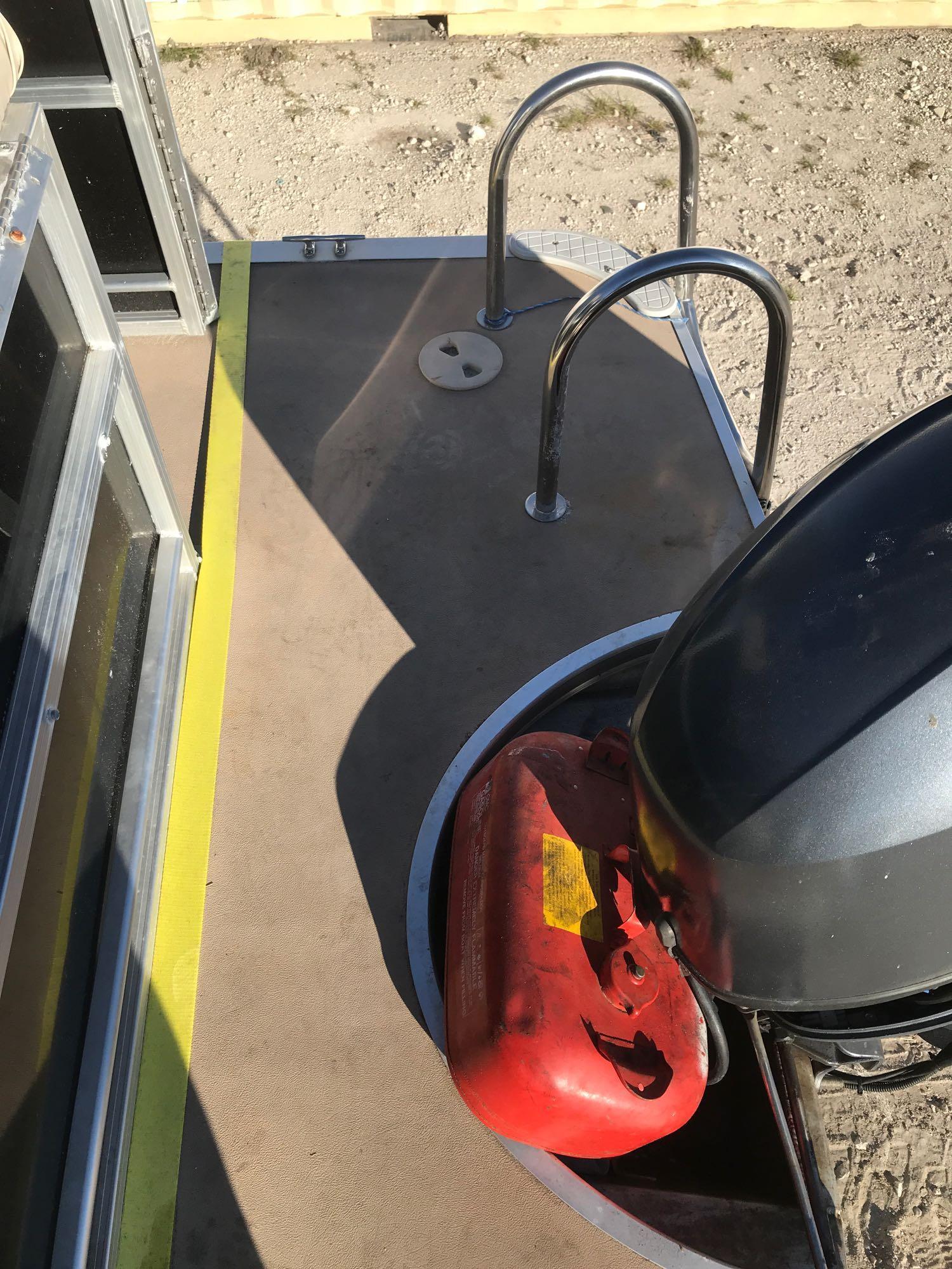 2015 South Bay Pontoon Boat