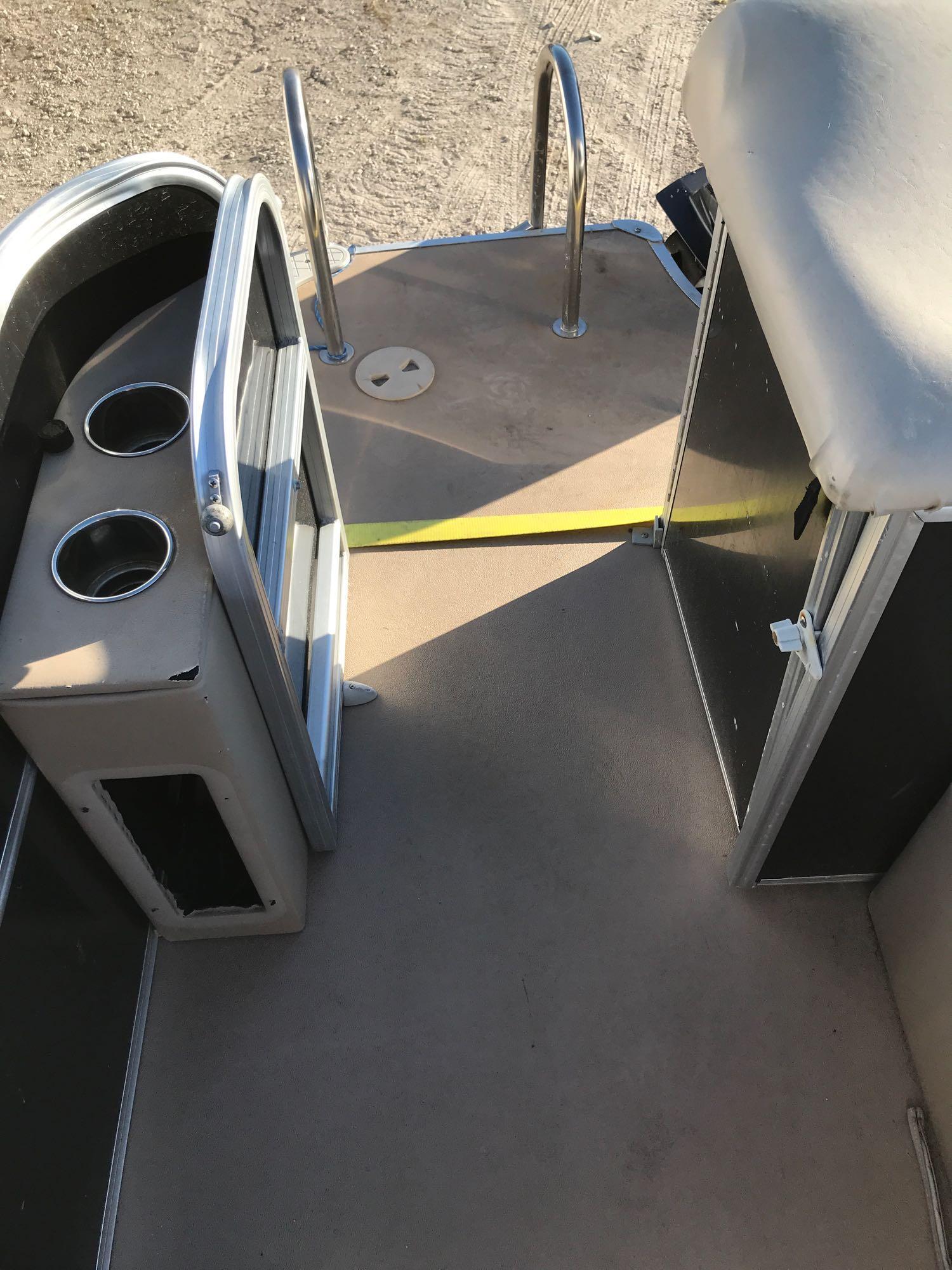 2015 South Bay Pontoon Boat