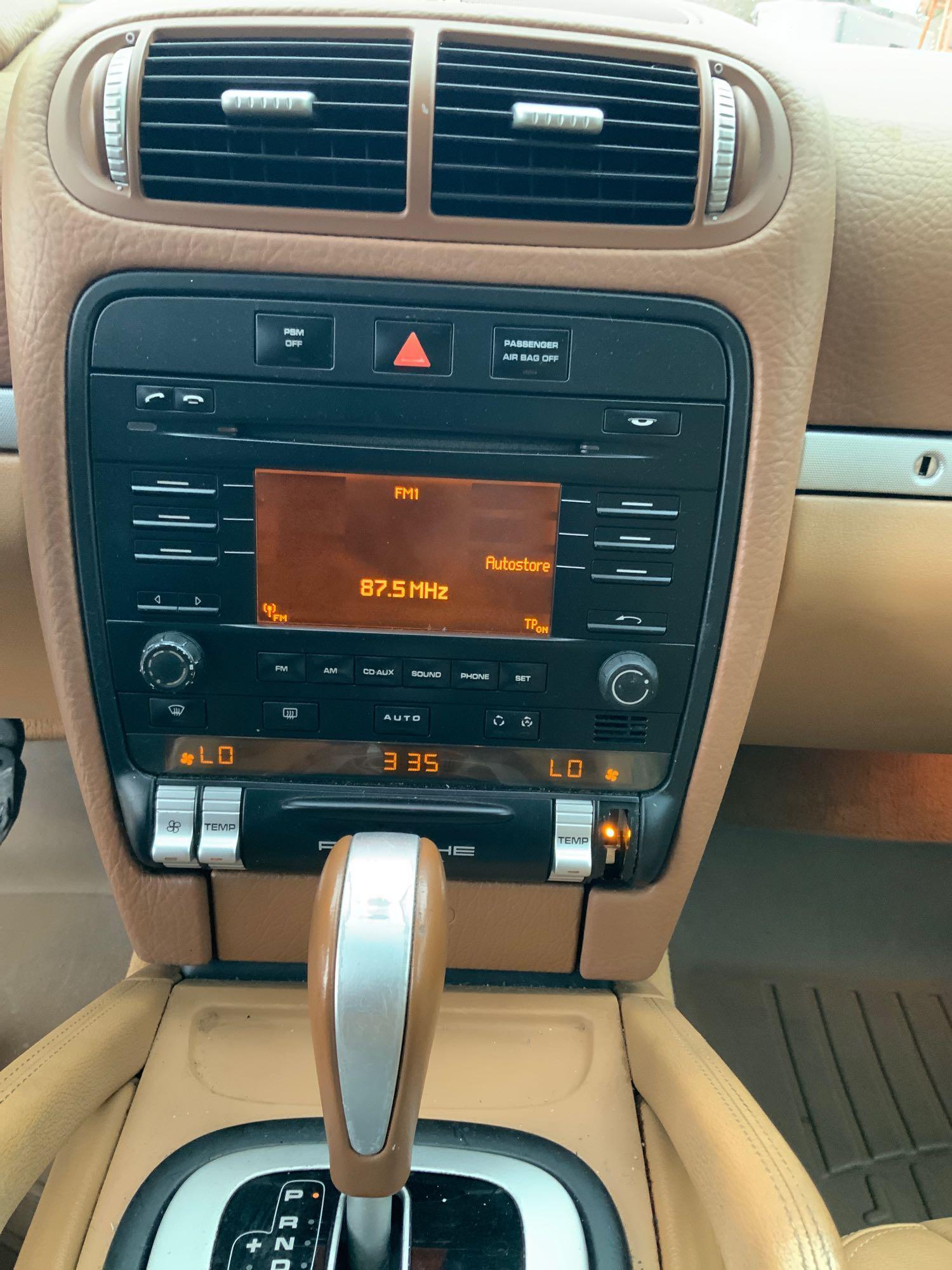 2010 Porsche Cayenne AWD Sport Utility Vehicle