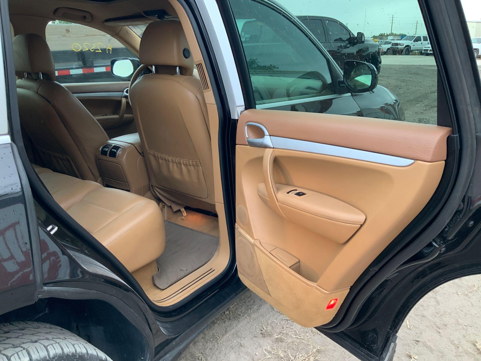 2010 Porsche Cayenne AWD Sport Utility Vehicle