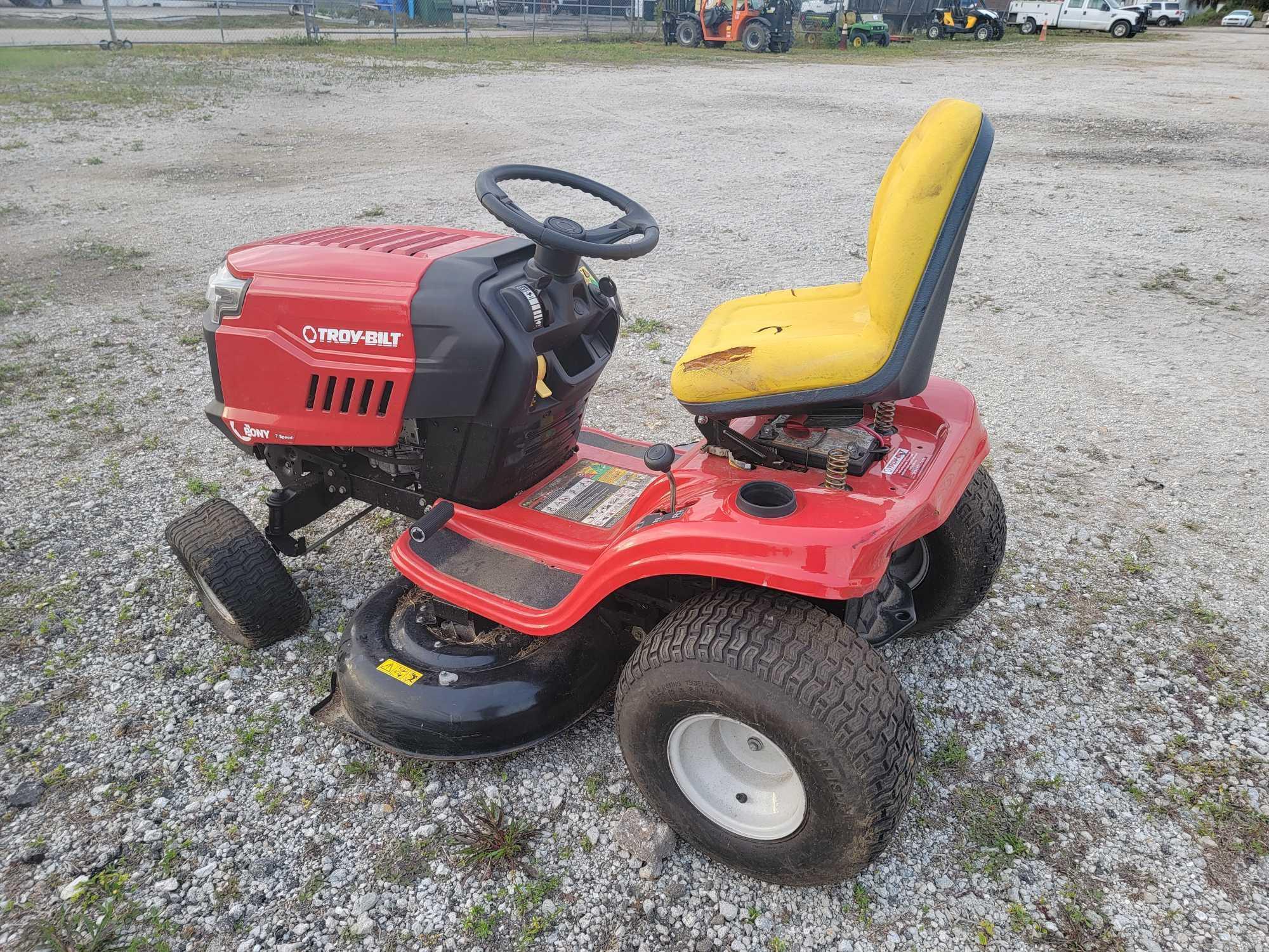 Troy-Bilt 42in Riding Mower