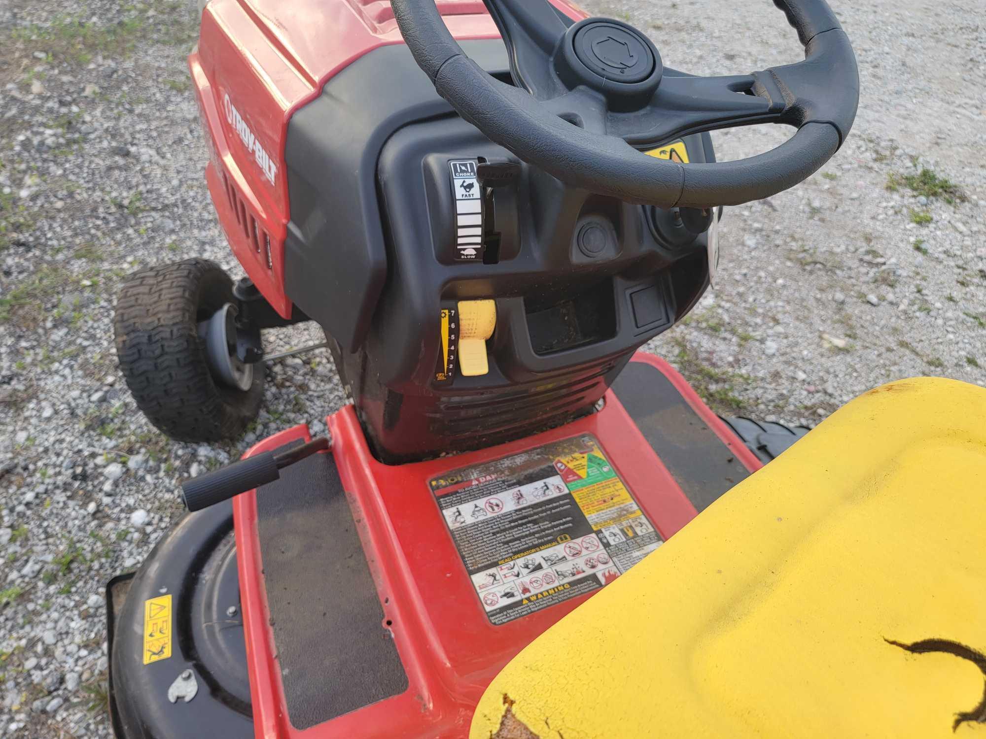Troy-Bilt 42in Riding Mower