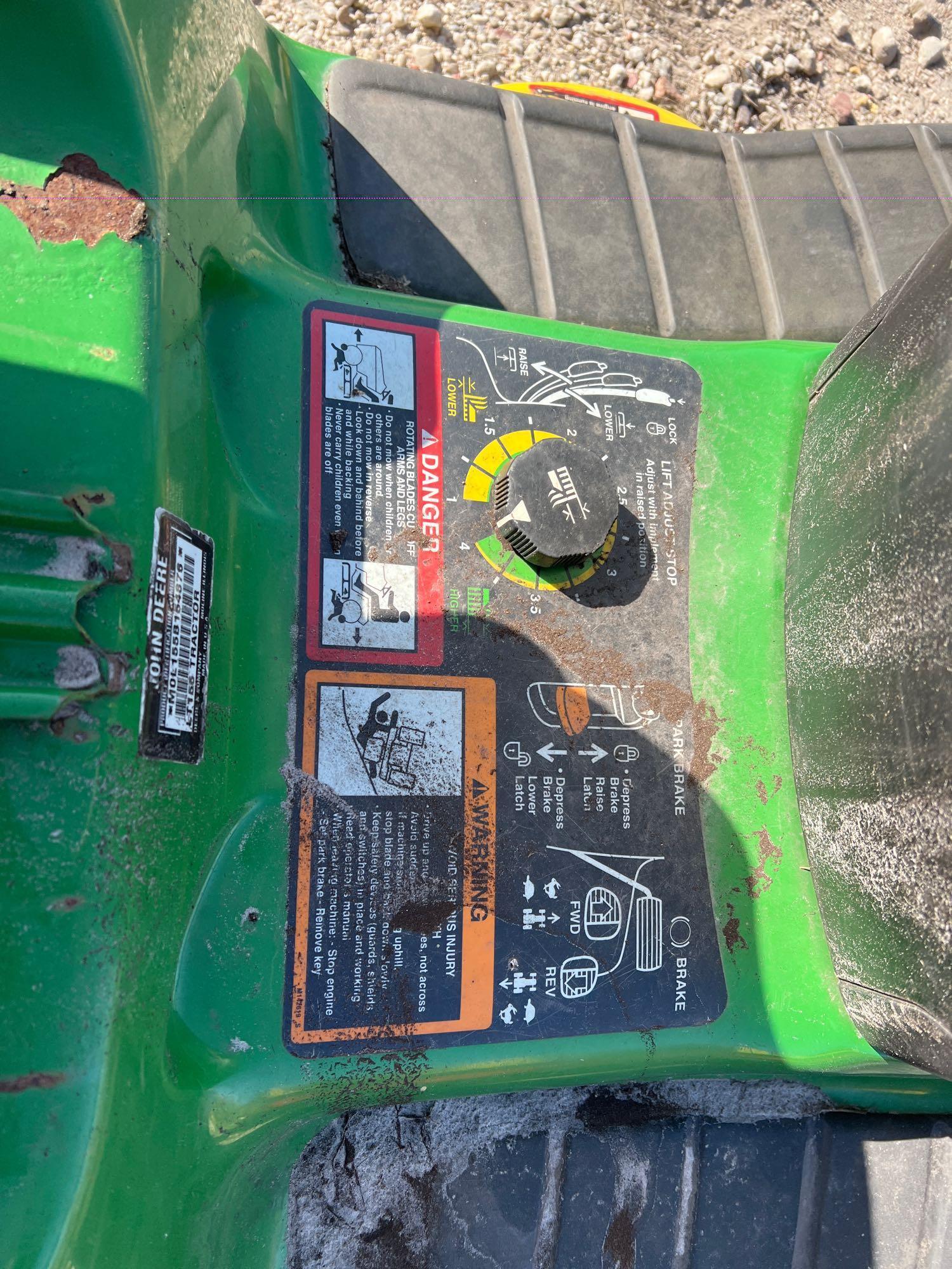 John Deere ride on mower