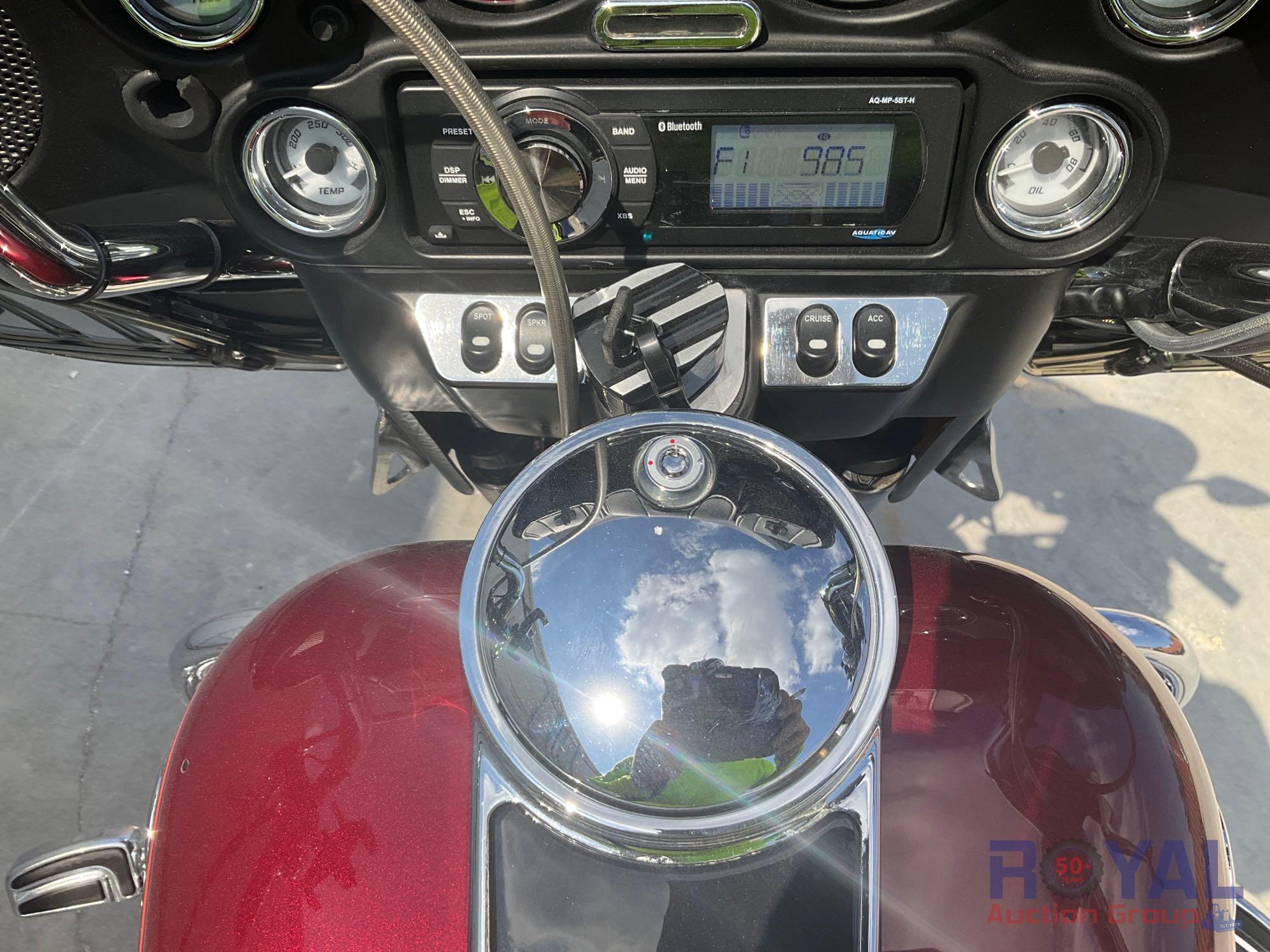 2002 Harley Davidson Electra Glide Motor Cycle