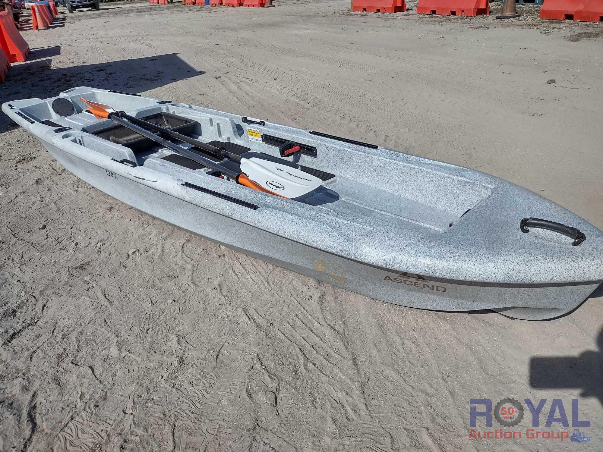 Ascend 128 Kayak