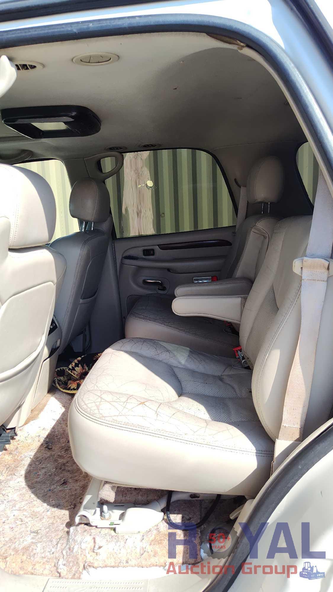 2004 Cadillac Escalade SUV