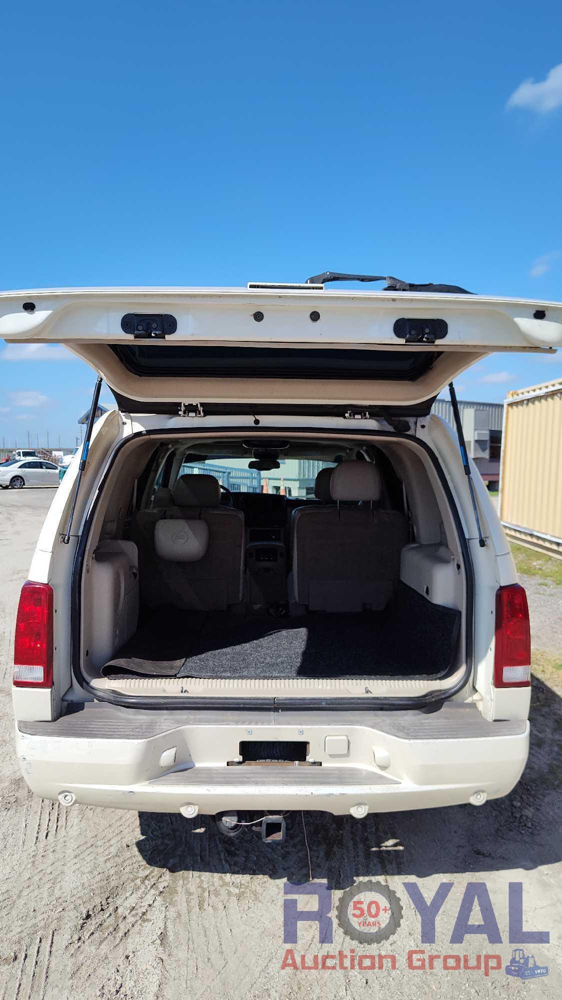 2004 Cadillac Escalade SUV