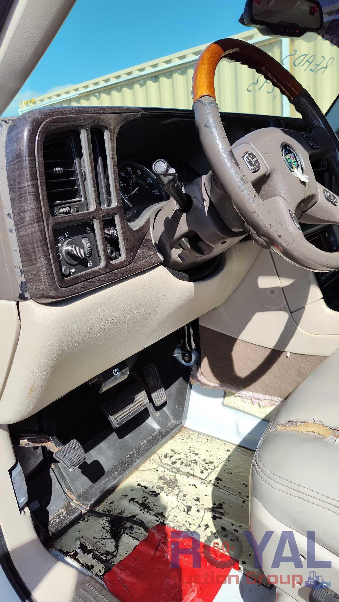 2004 Cadillac Escalade SUV