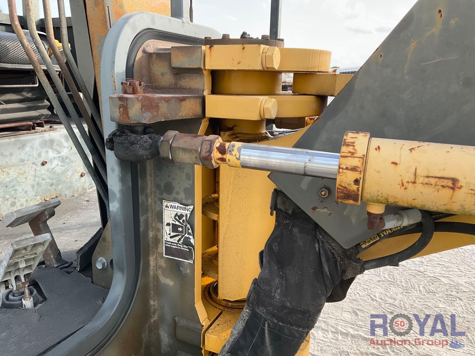 2004 Volvo G80 Articulated Motor Grader