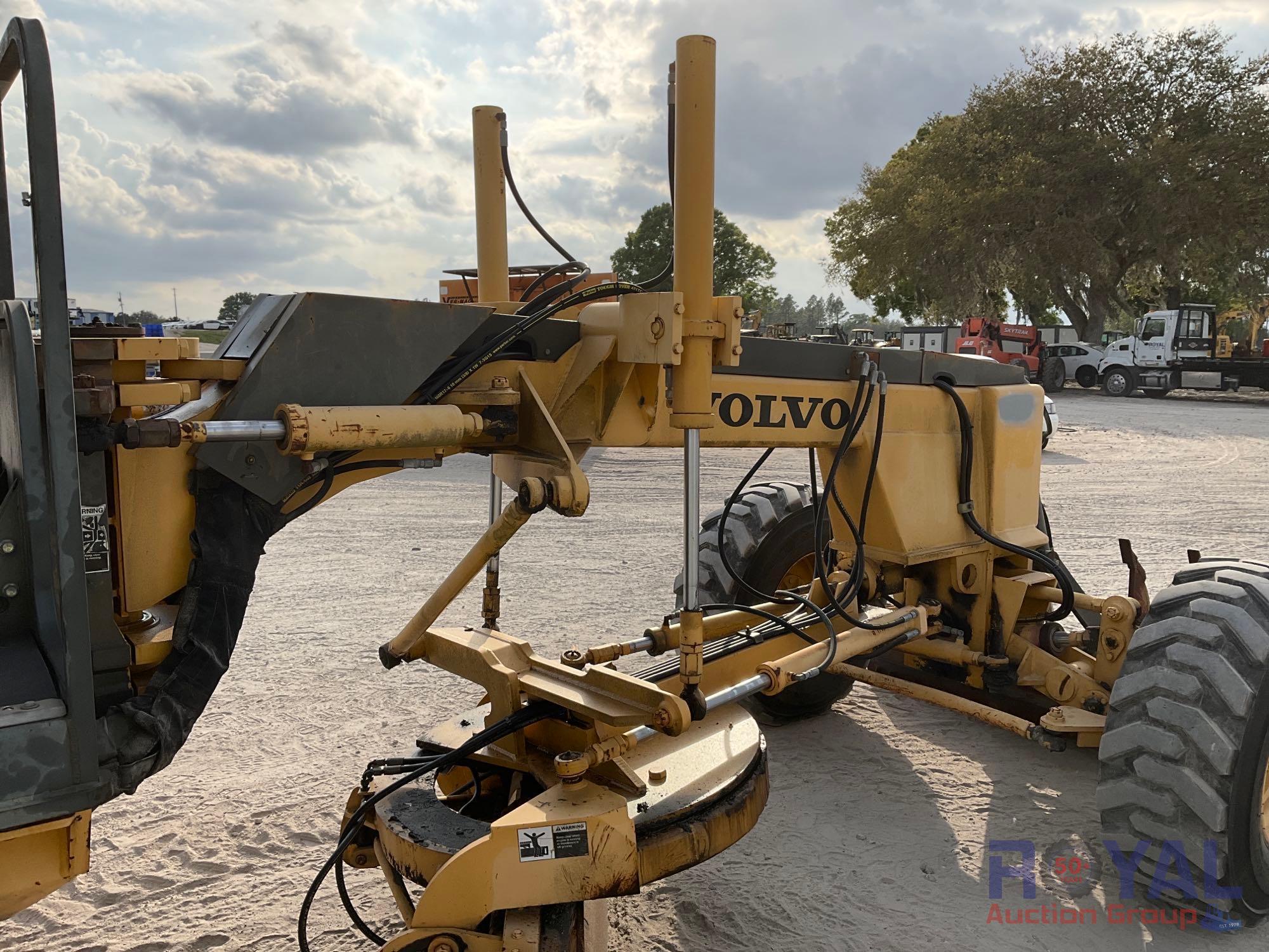2004 Volvo G80 Articulated Motor Grader