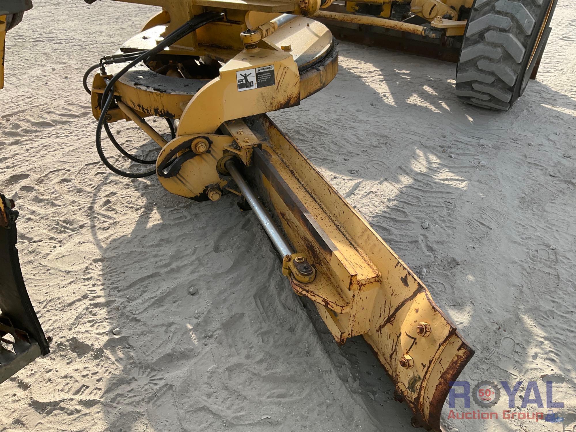 2004 Volvo G80 Articulated Motor Grader