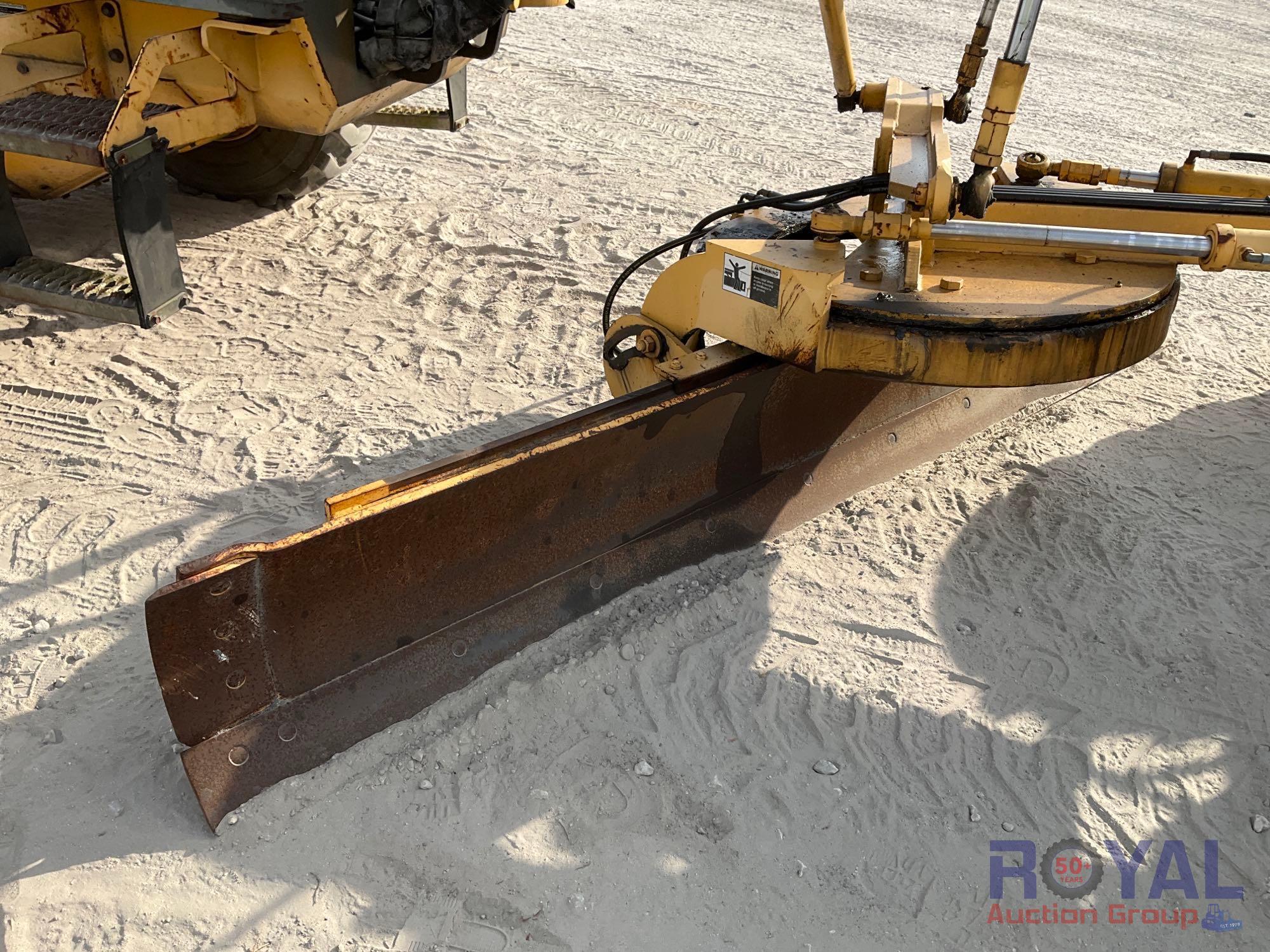 2004 Volvo G80 Articulated Motor Grader