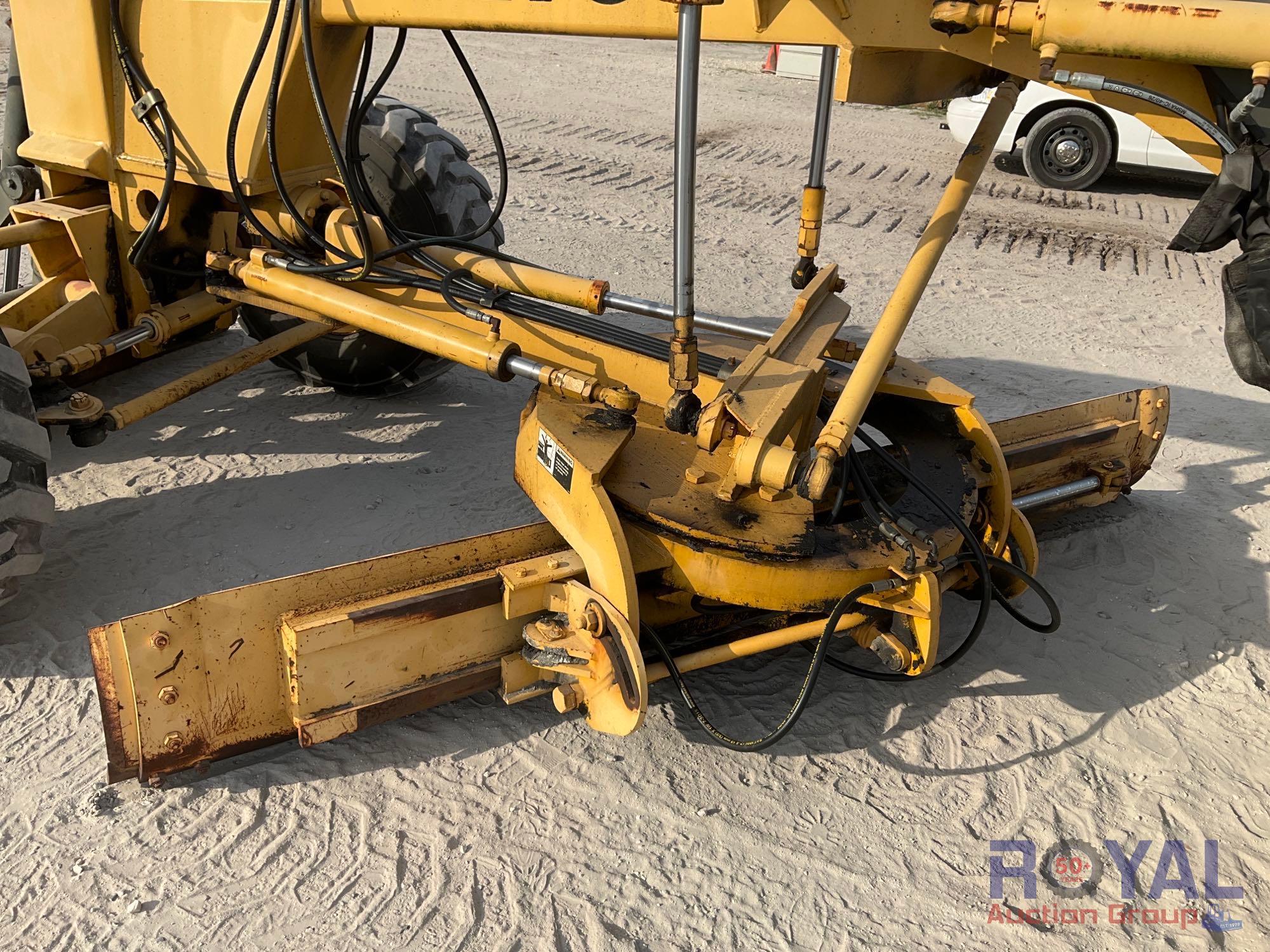 2004 Volvo G80 Articulated Motor Grader