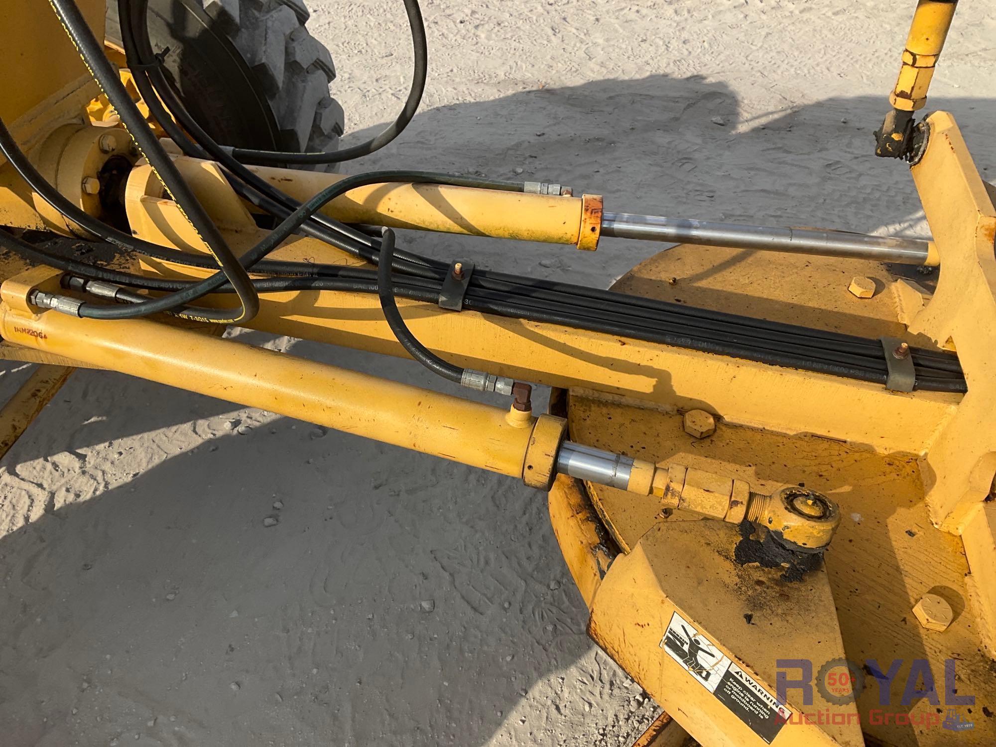 2004 Volvo G80 Articulated Motor Grader
