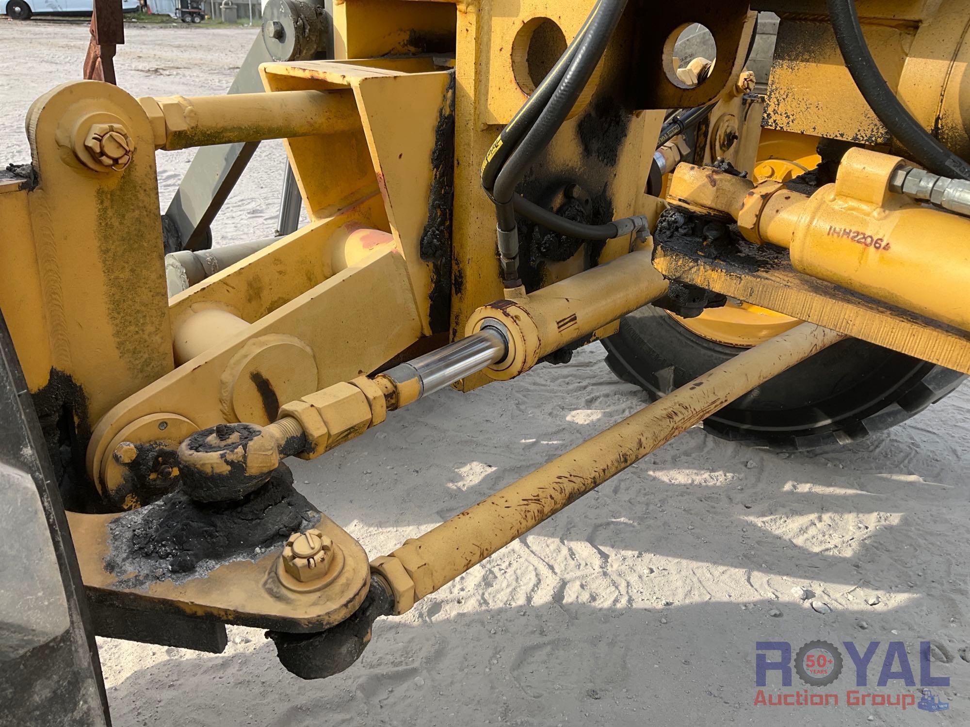 2004 Volvo G80 Articulated Motor Grader
