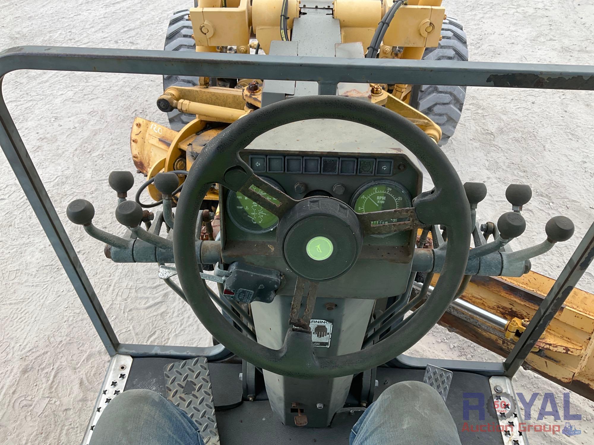 2004 Volvo G80 Articulated Motor Grader