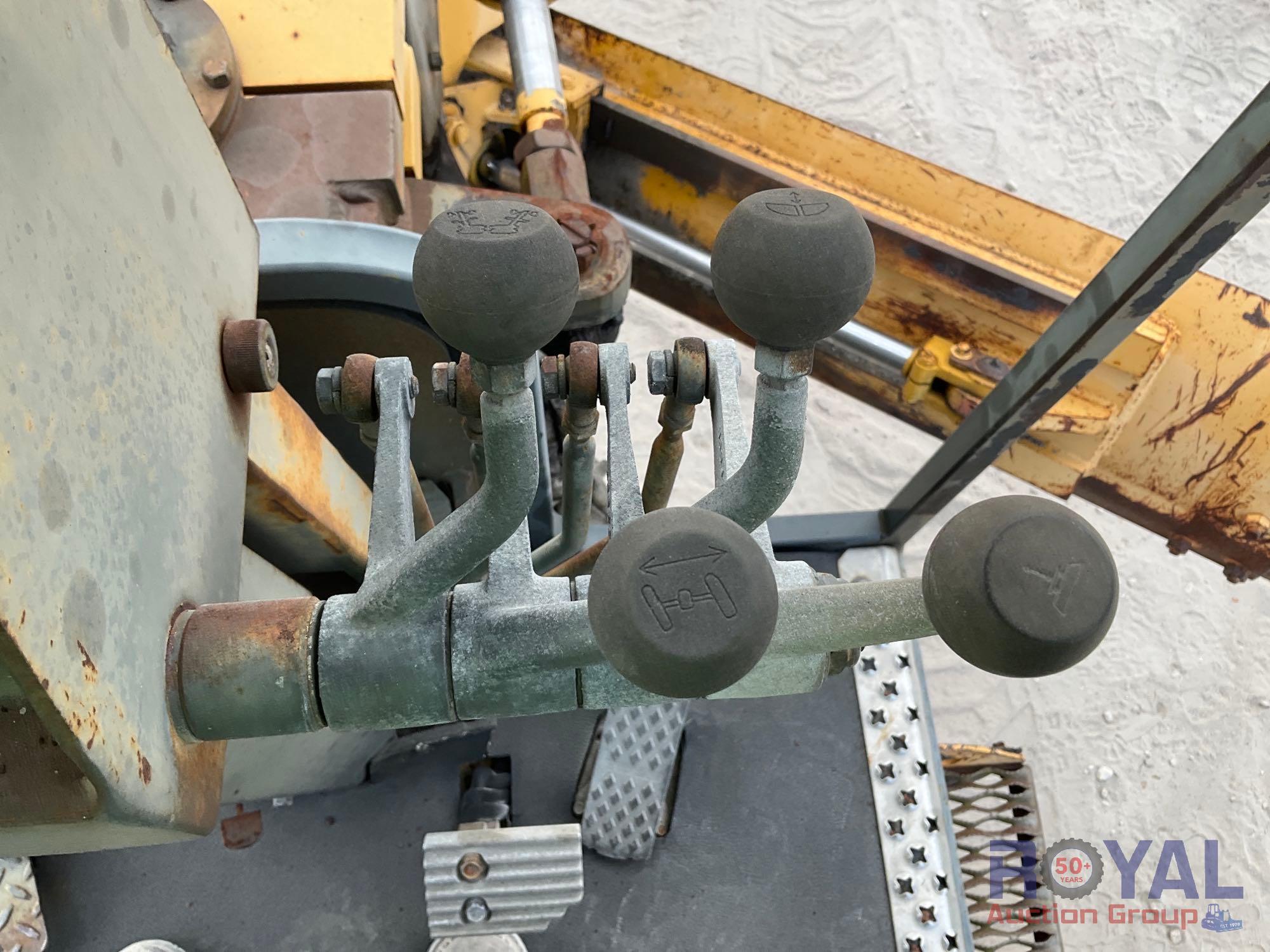2004 Volvo G80 Articulated Motor Grader
