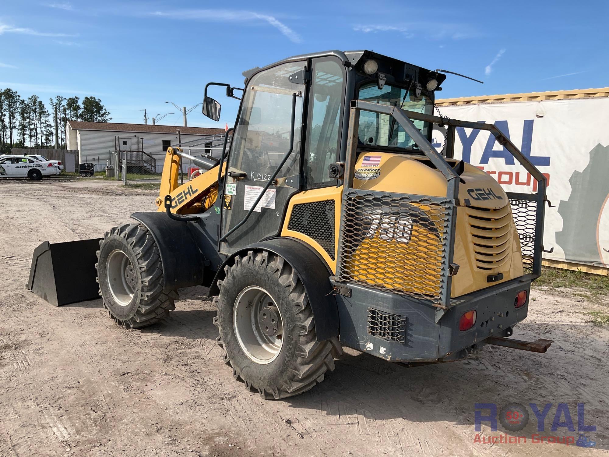 2016 Gehl 750 Mini Articulated Wheel Loader
