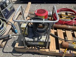 Centaur Jaws of Life and Hydraulic Tools with pump