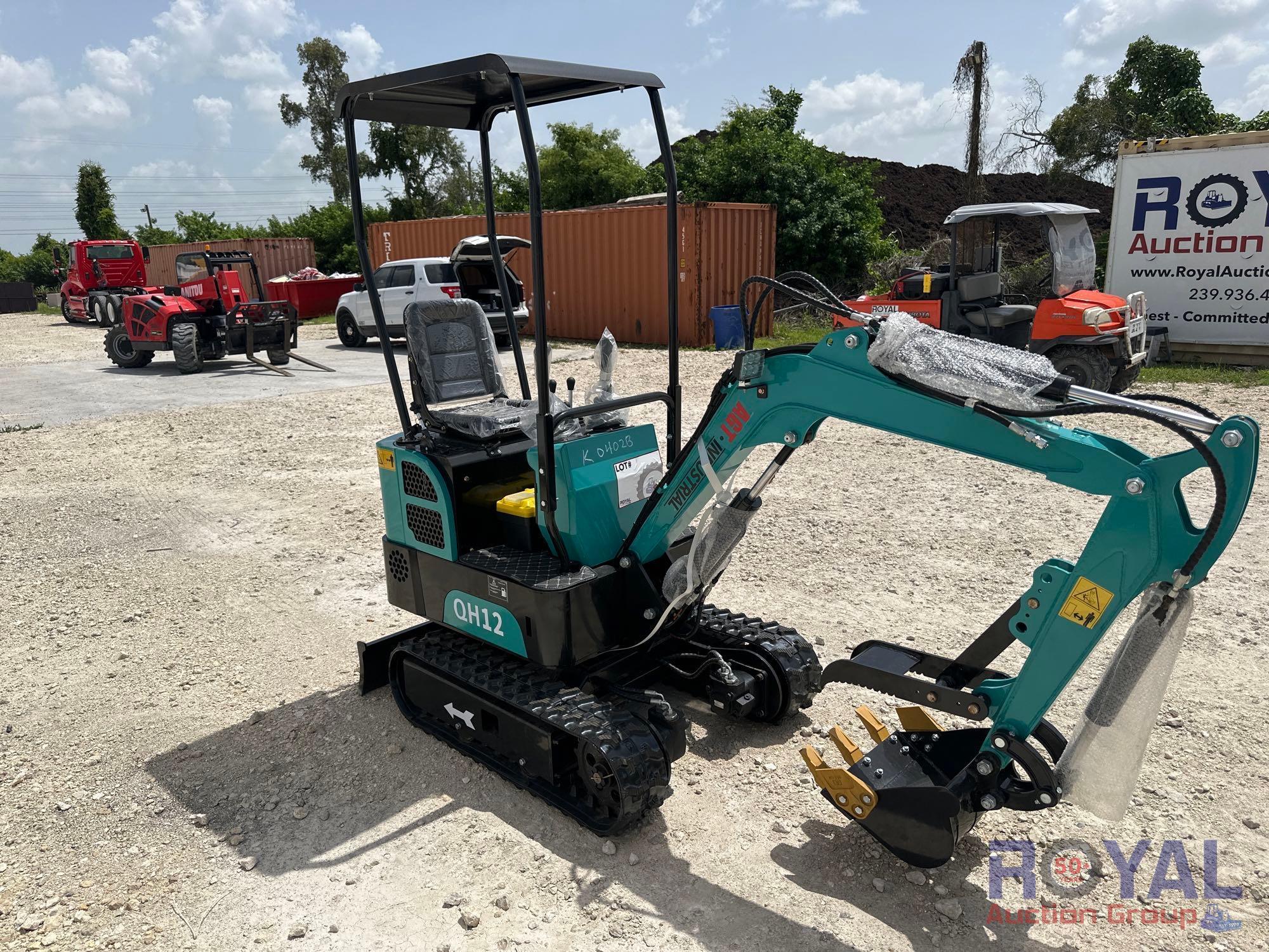 2023 AGT QH12 Mini Excavator