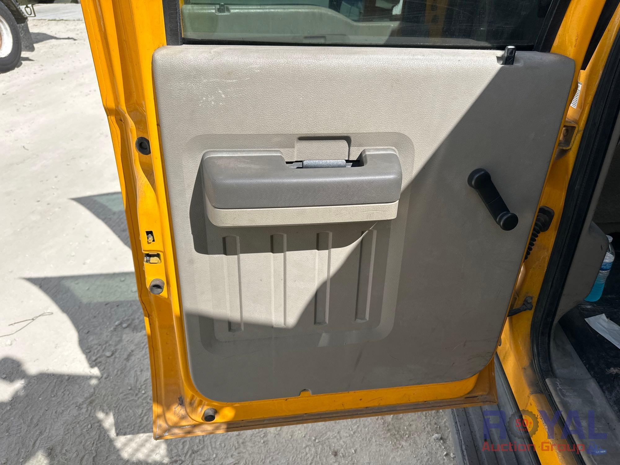 2008 Ford F550 4x4 Flatbed Truck