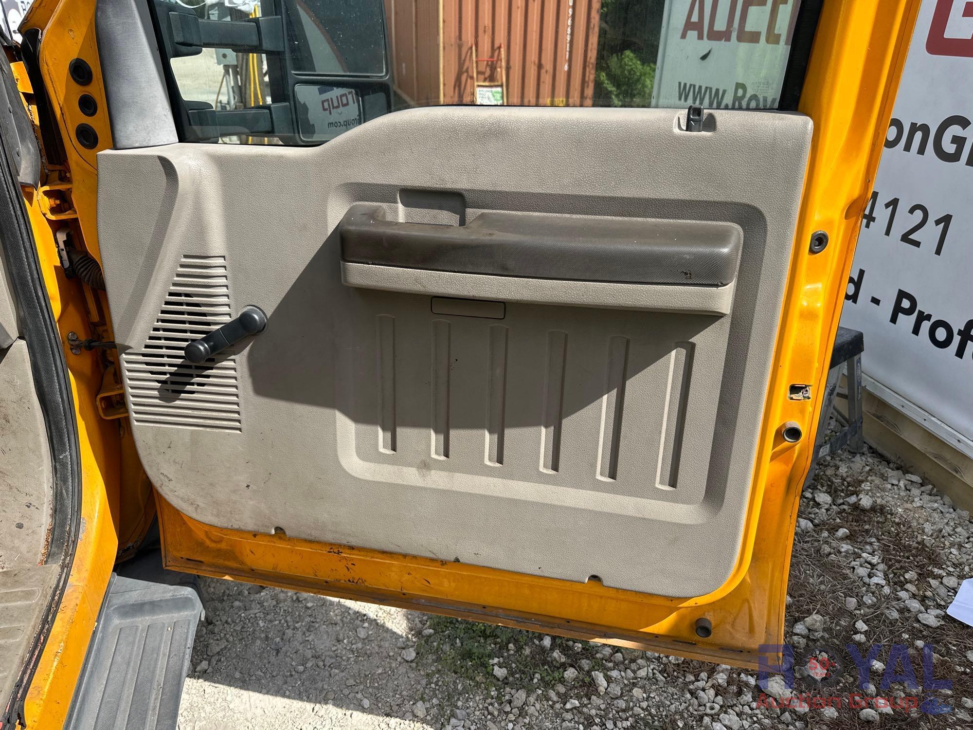 2008 Ford F550 4x4 Flatbed Truck