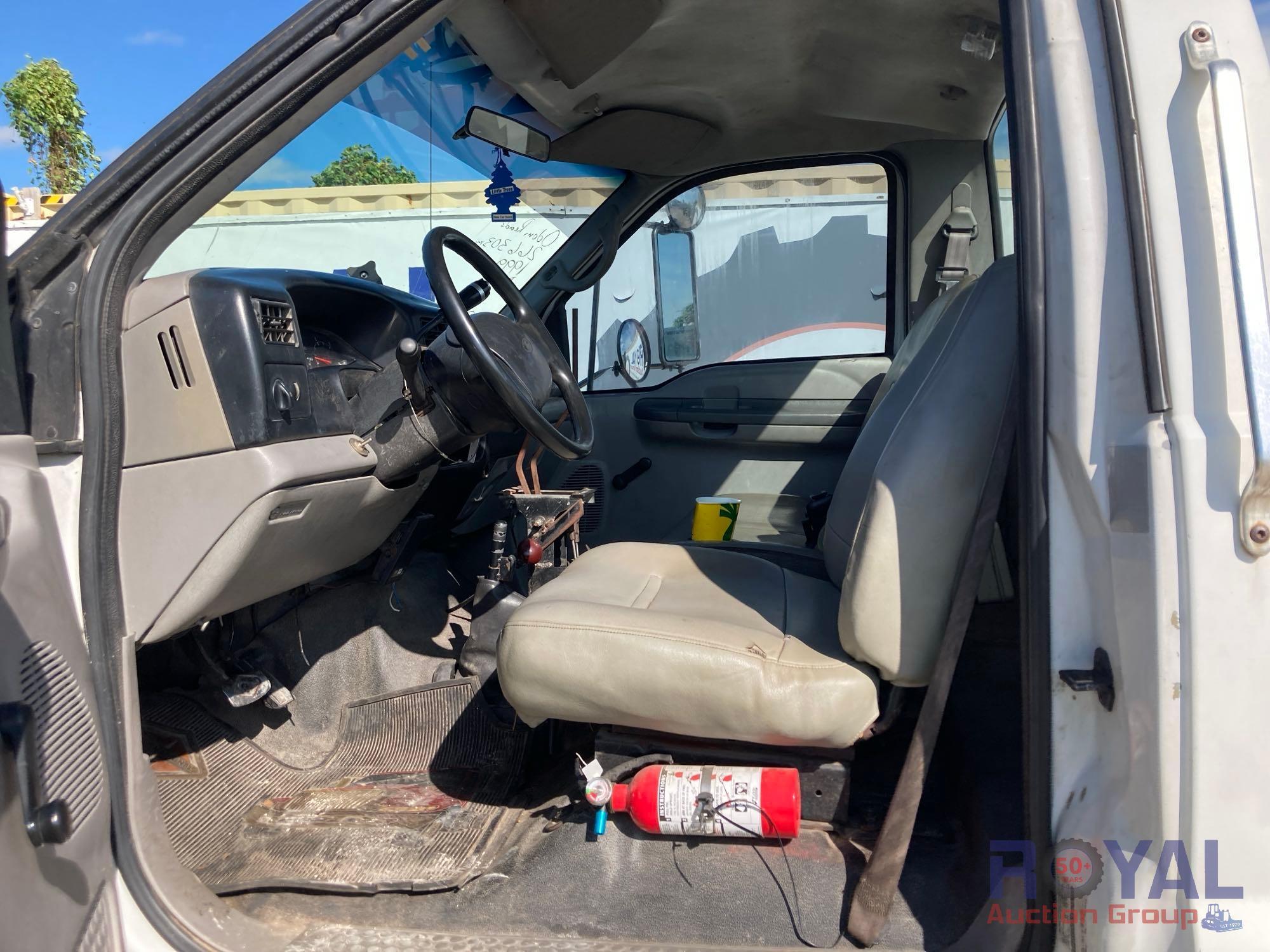 2000 Ford F650 Hook Lift Truck