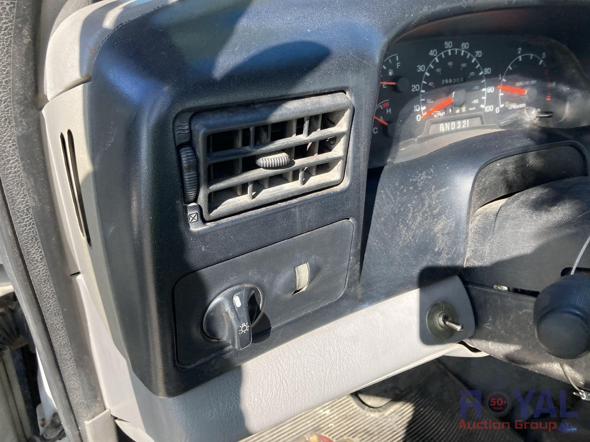 2000 Ford F650 Hook Lift Truck