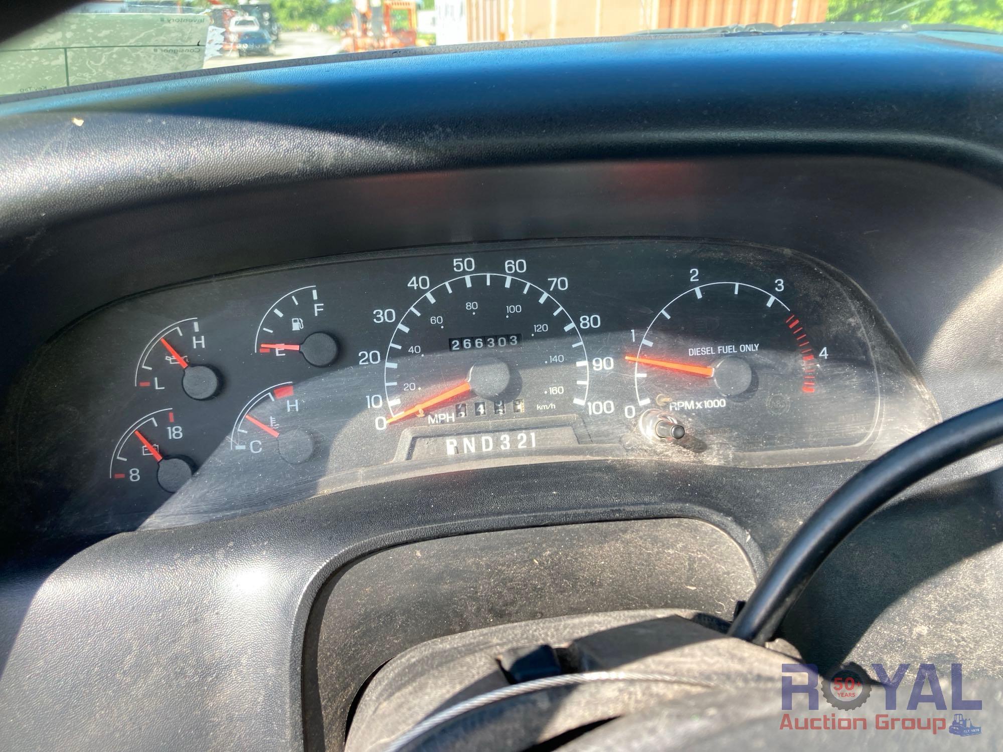 2000 Ford F650 Hook Lift Truck