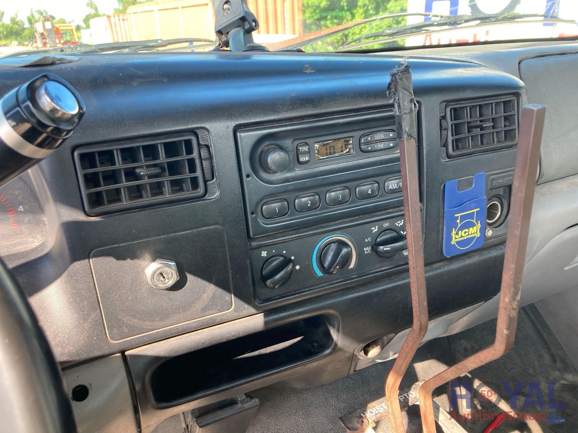 2000 Ford F650 Hook Lift Truck
