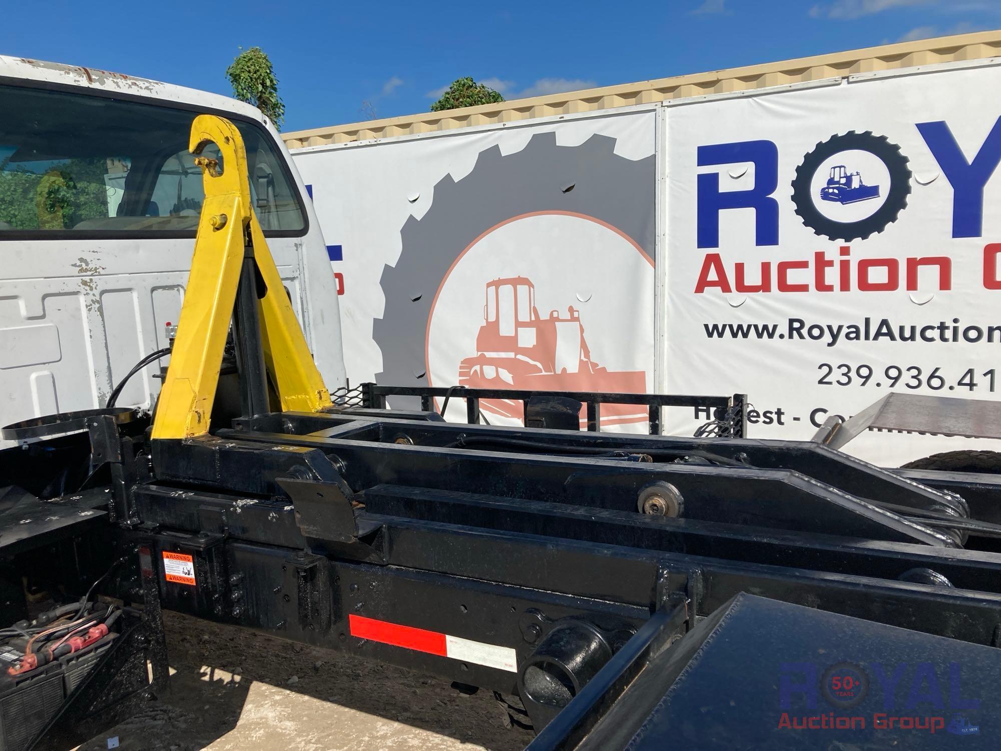 2000 Ford F650 Hook Lift Truck
