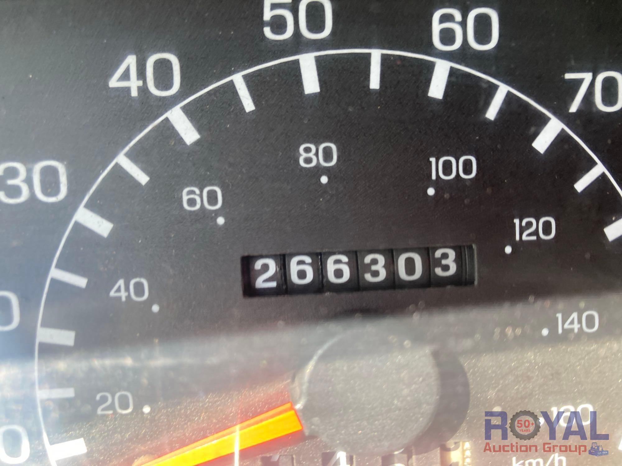2000 Ford F650 Hook Lift Truck