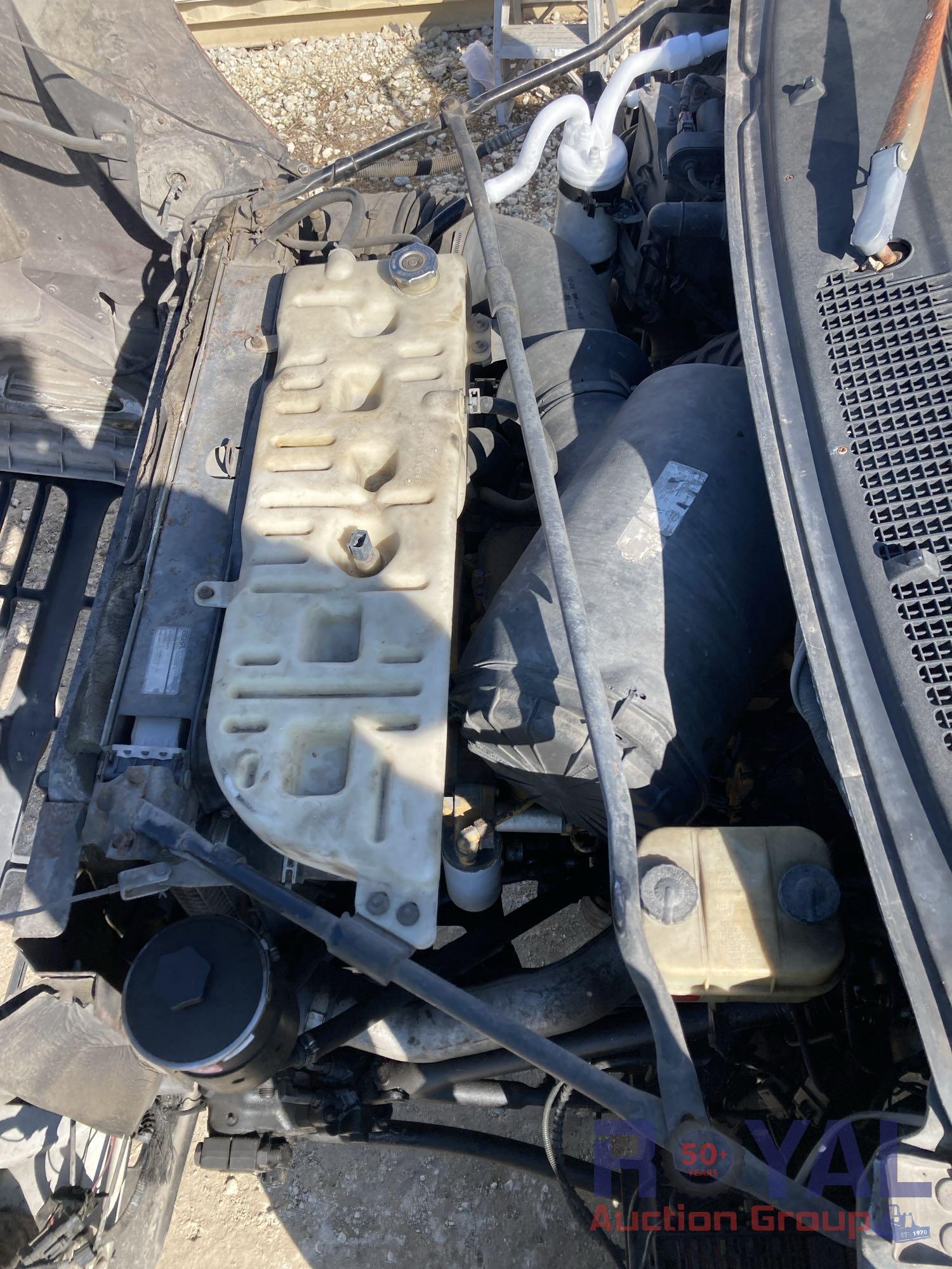 2000 Ford F650 Hook Lift Truck