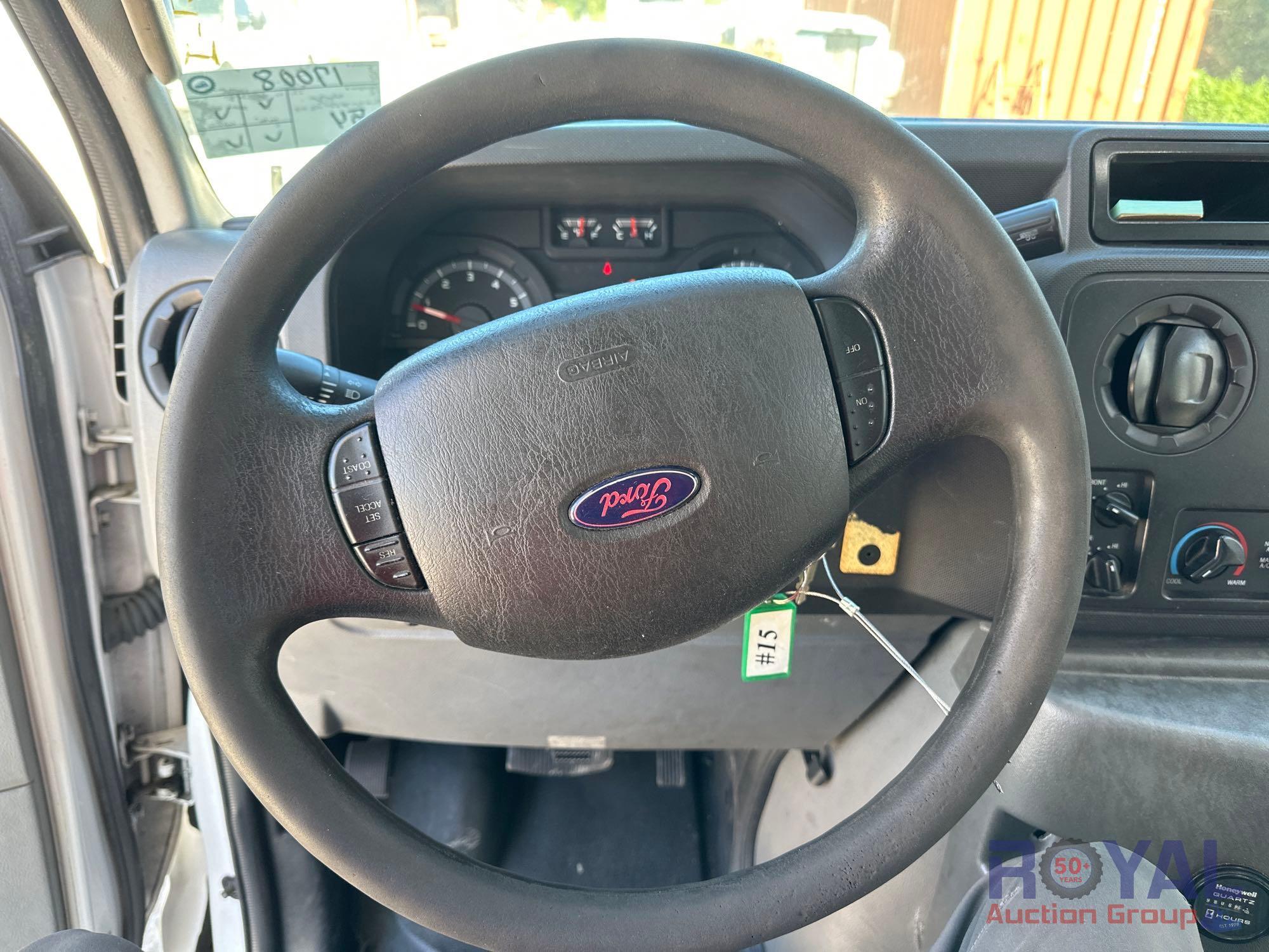 2016 Ford E450 Passenger Shuttle Bus