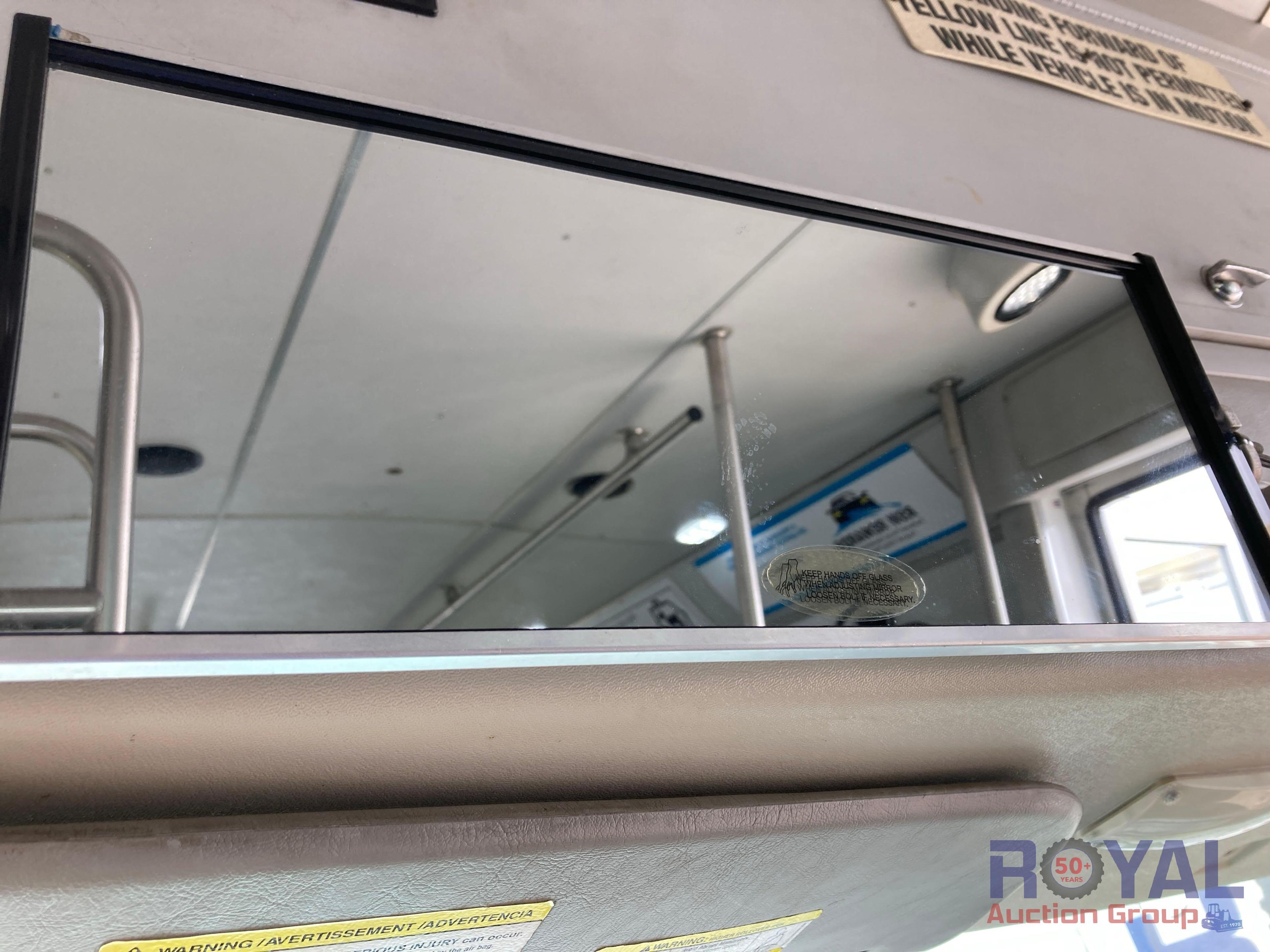2016 Ford E450 Passenger Shuttle Bus
