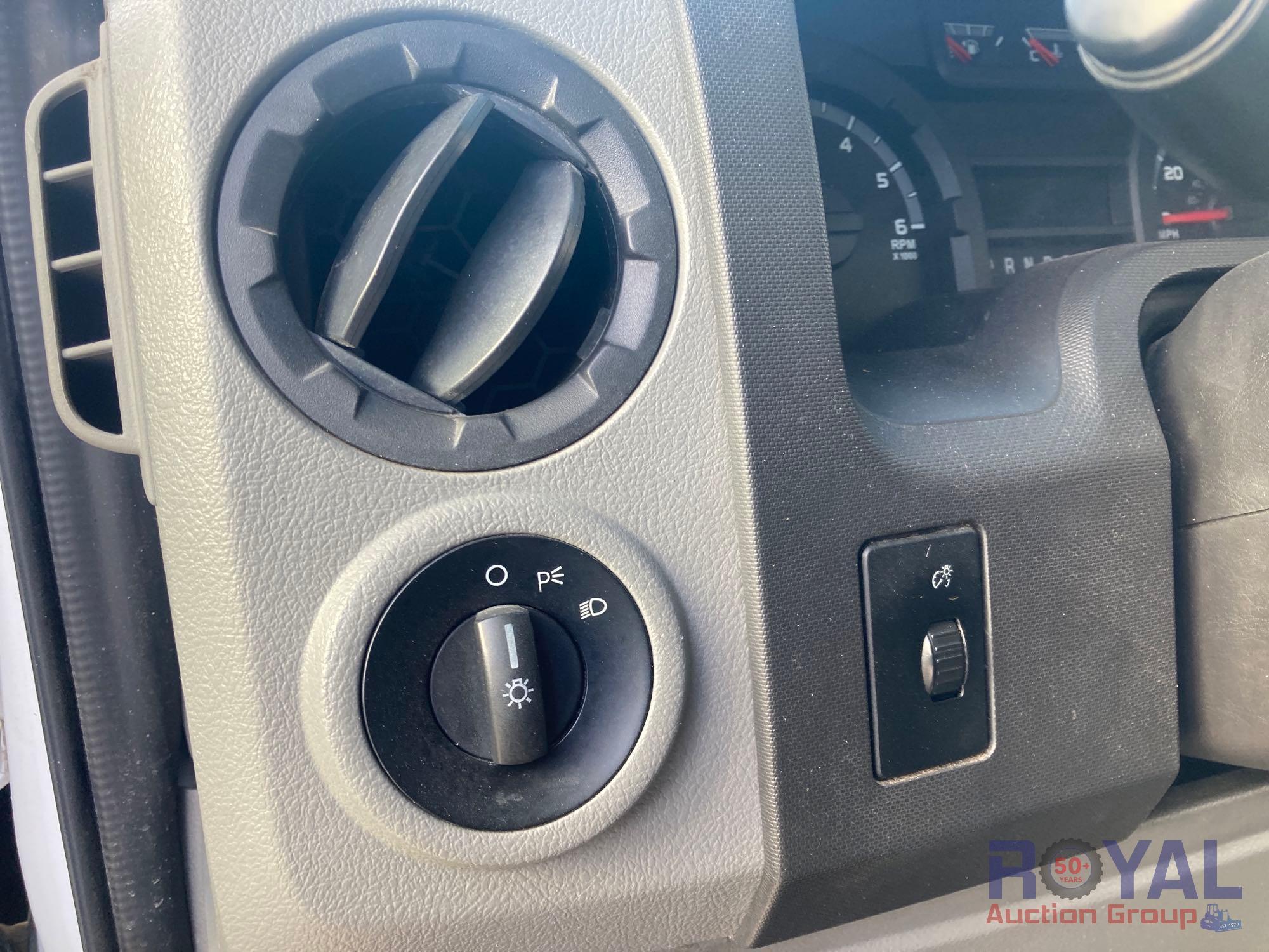 2015 Ford E350 Shuttle Bus