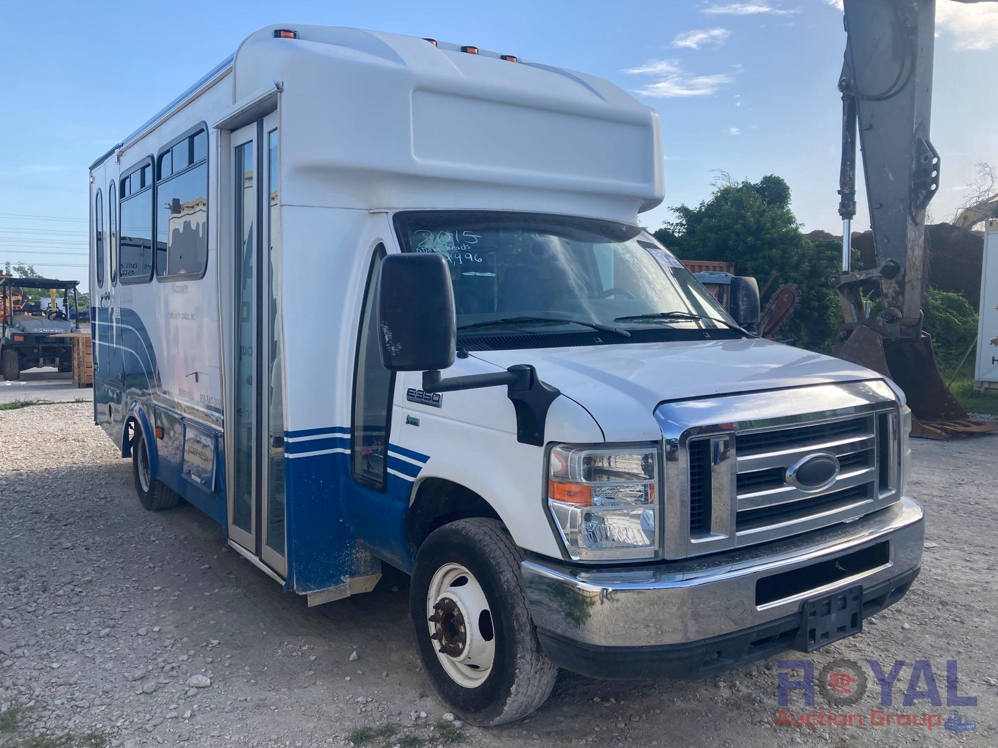 2015 Ford E350 Shuttle Bus